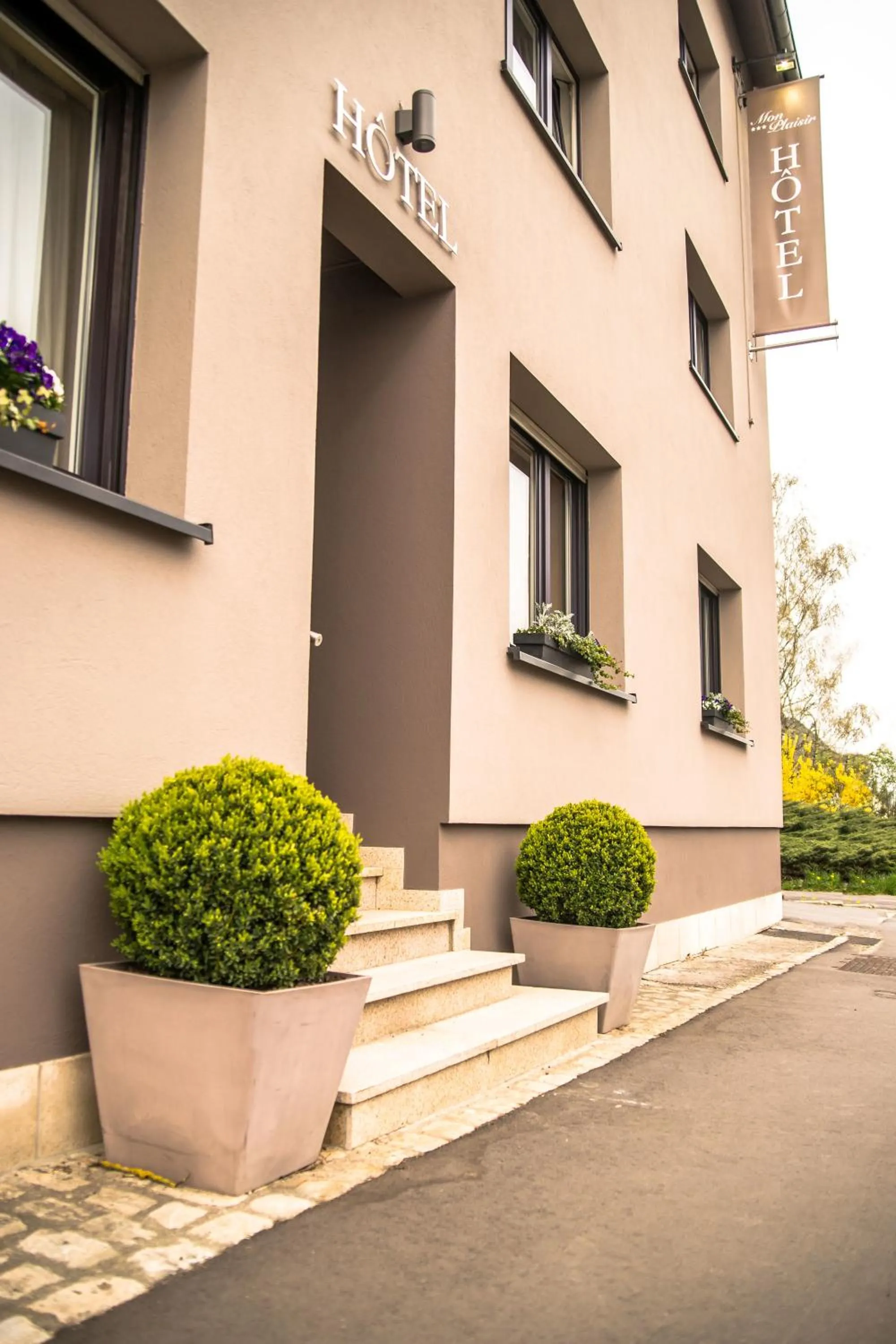 Facade/entrance in Mandarina Hotel Luxembourg Strassen