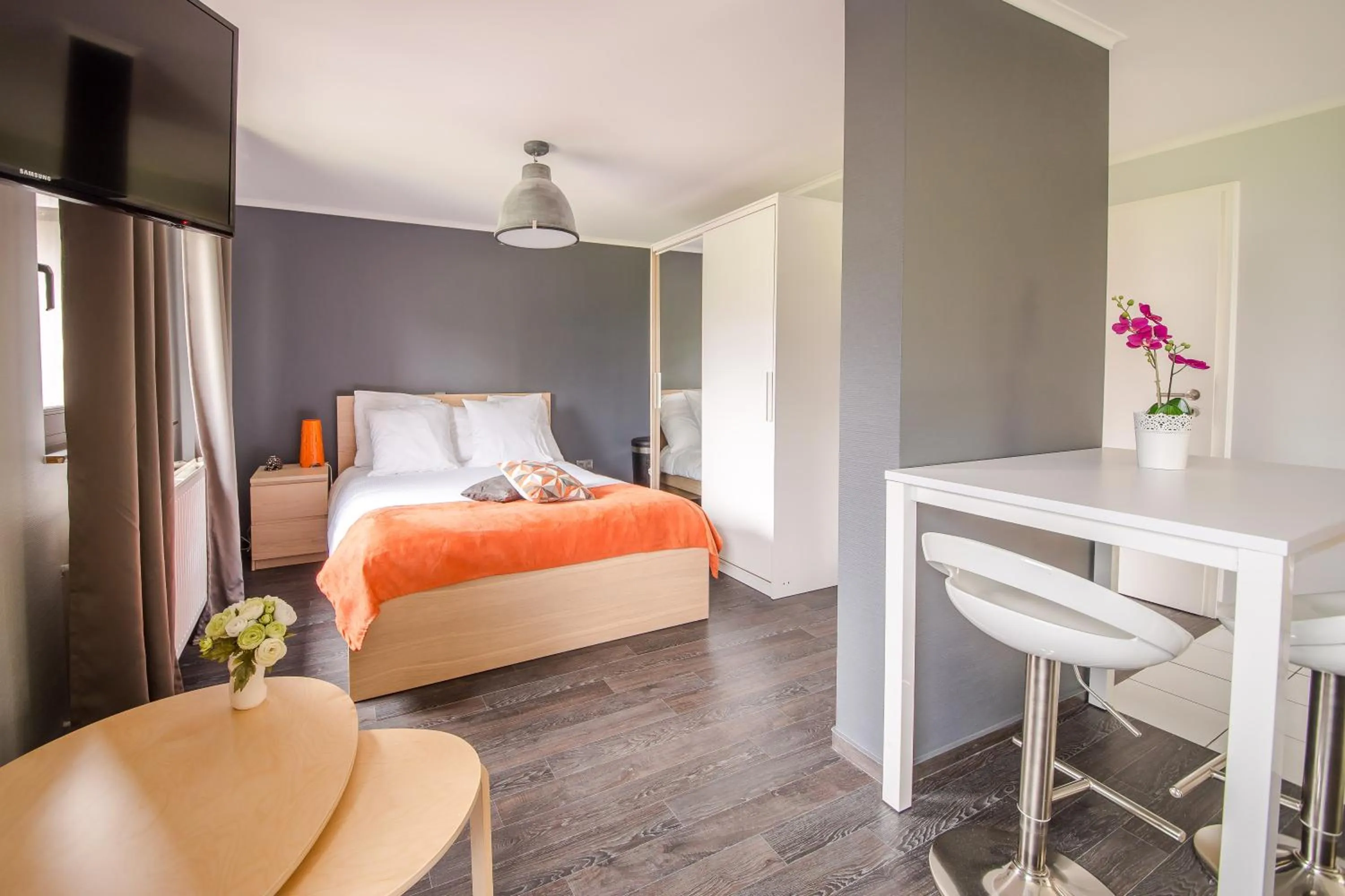 Photo of the whole room, Bed in Mandarina Hotel Luxembourg Strassen