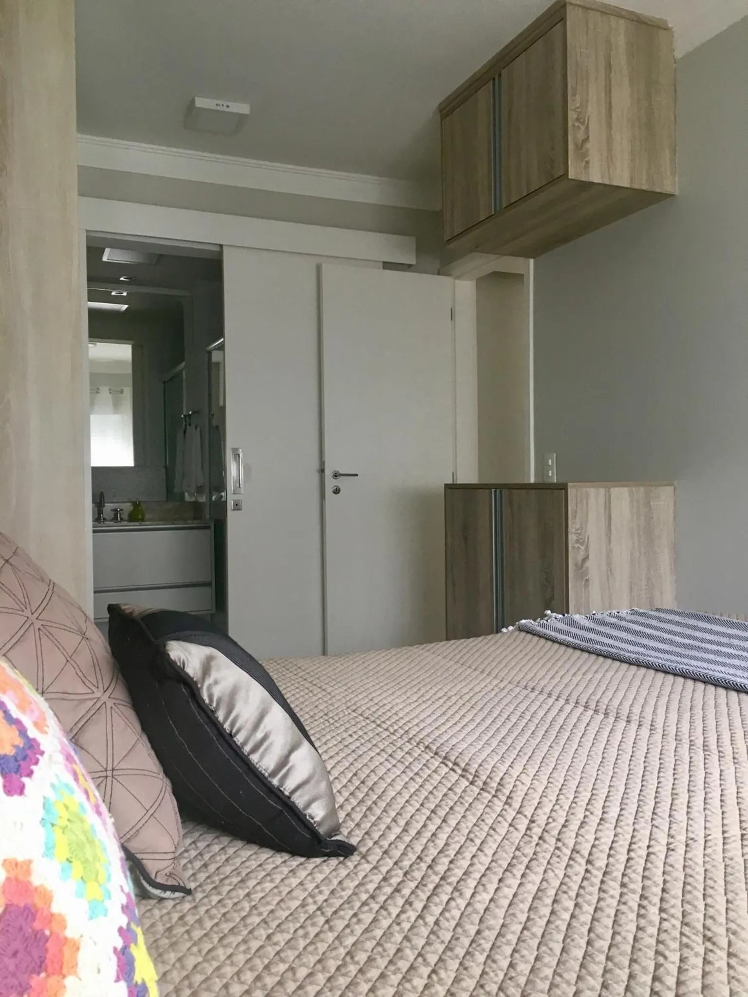 Shower, Bed in Menara - Perto do Hospital Albert Einstein e MorumBIS