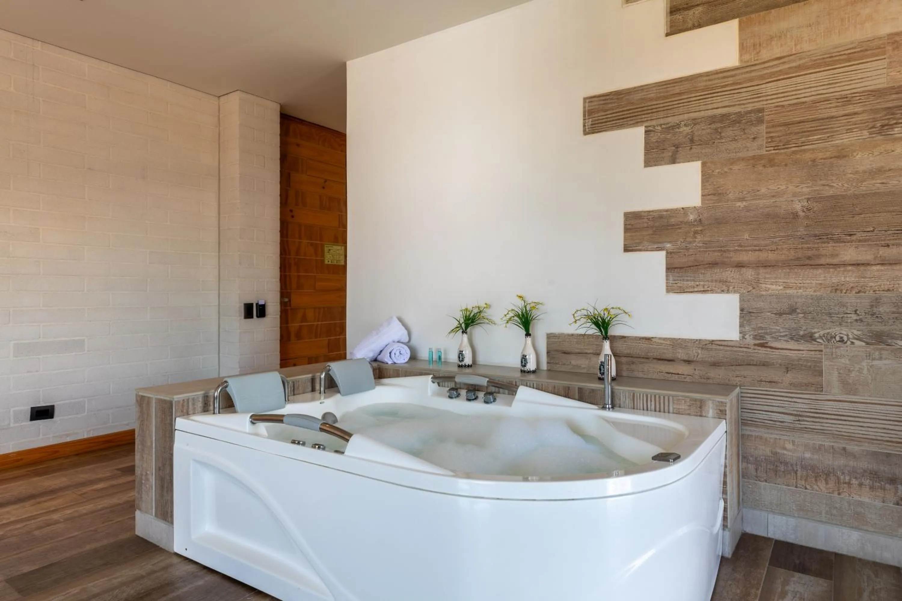 Hot Tub in Terra Biohotel