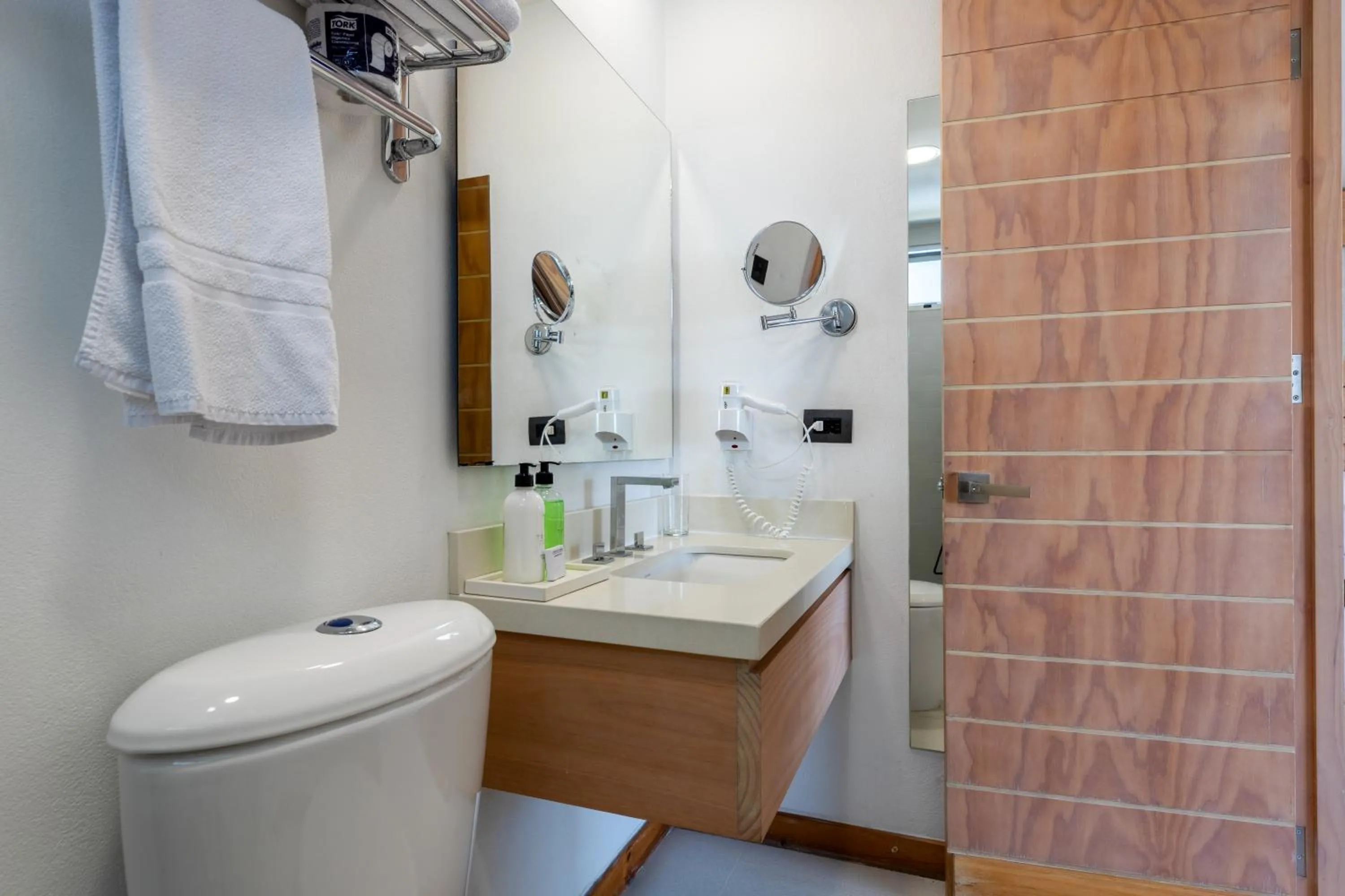 Bathroom in Terra Biohotel