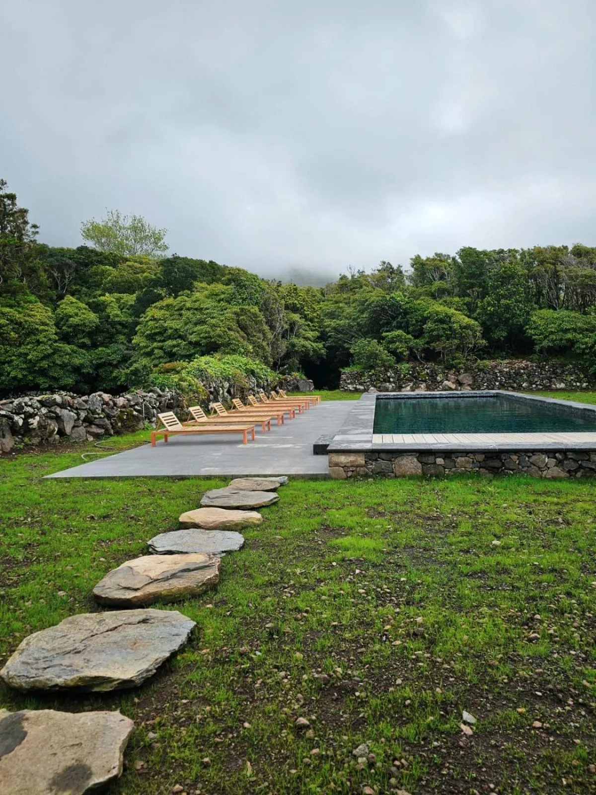 Pool view in Aldeia da Cuada