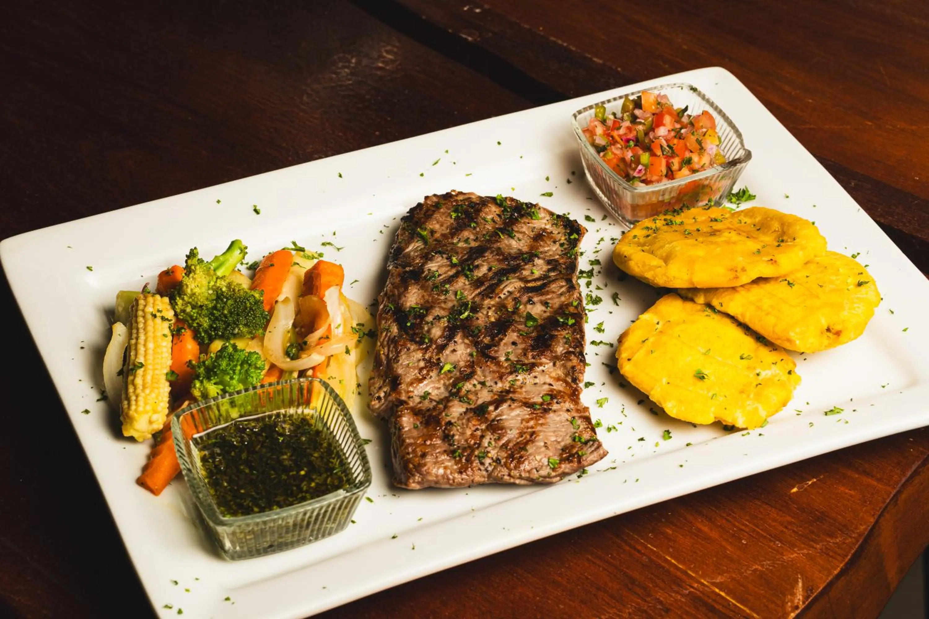 Restaurant/places to eat in Hotel Plaza Marbella Granada