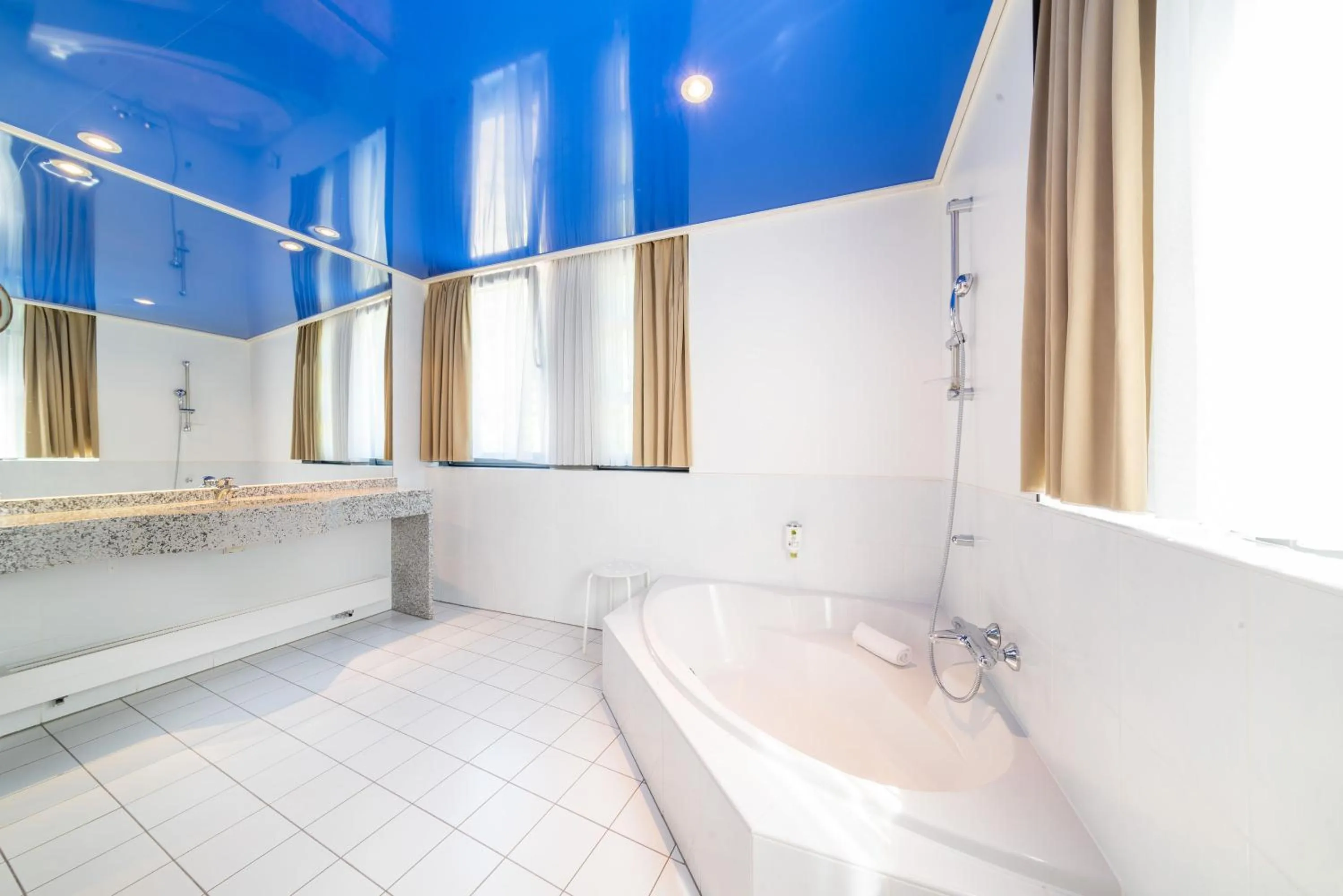 Bathroom in Koener Hotel & Spa