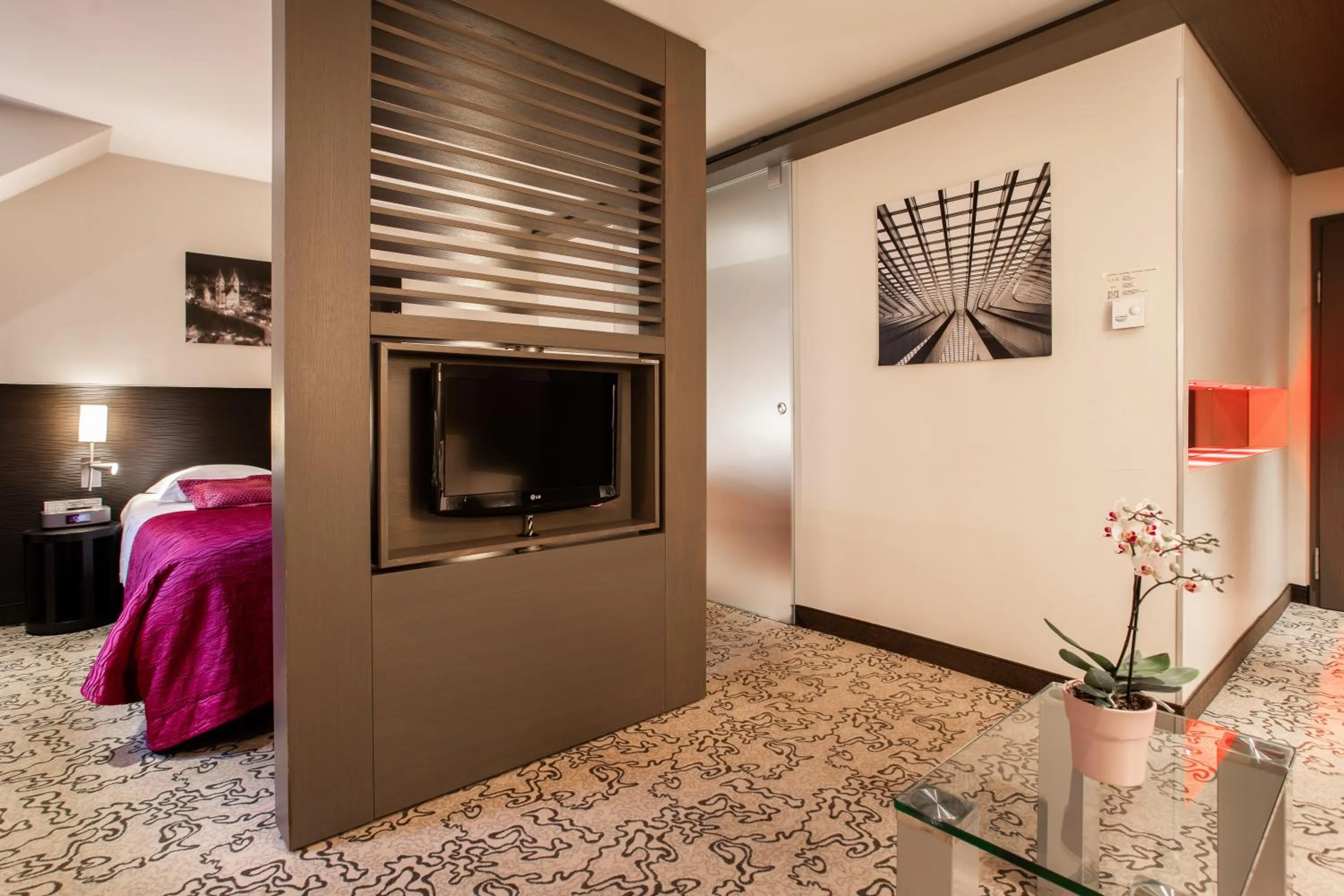 Bed in Koener Hotel & Spa