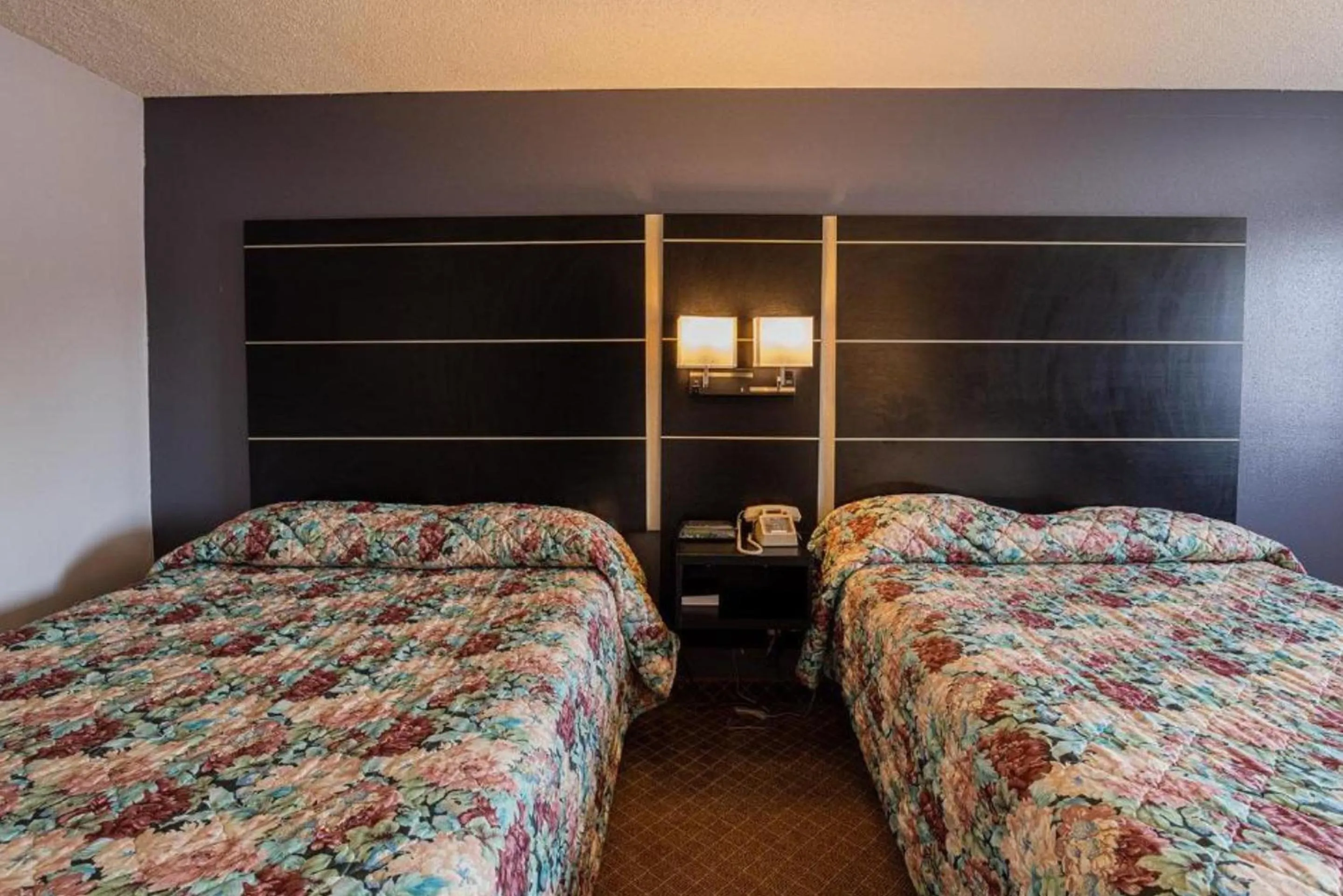 Bedroom, Bed in Coratel Inn & Suites by Jasper Hastings