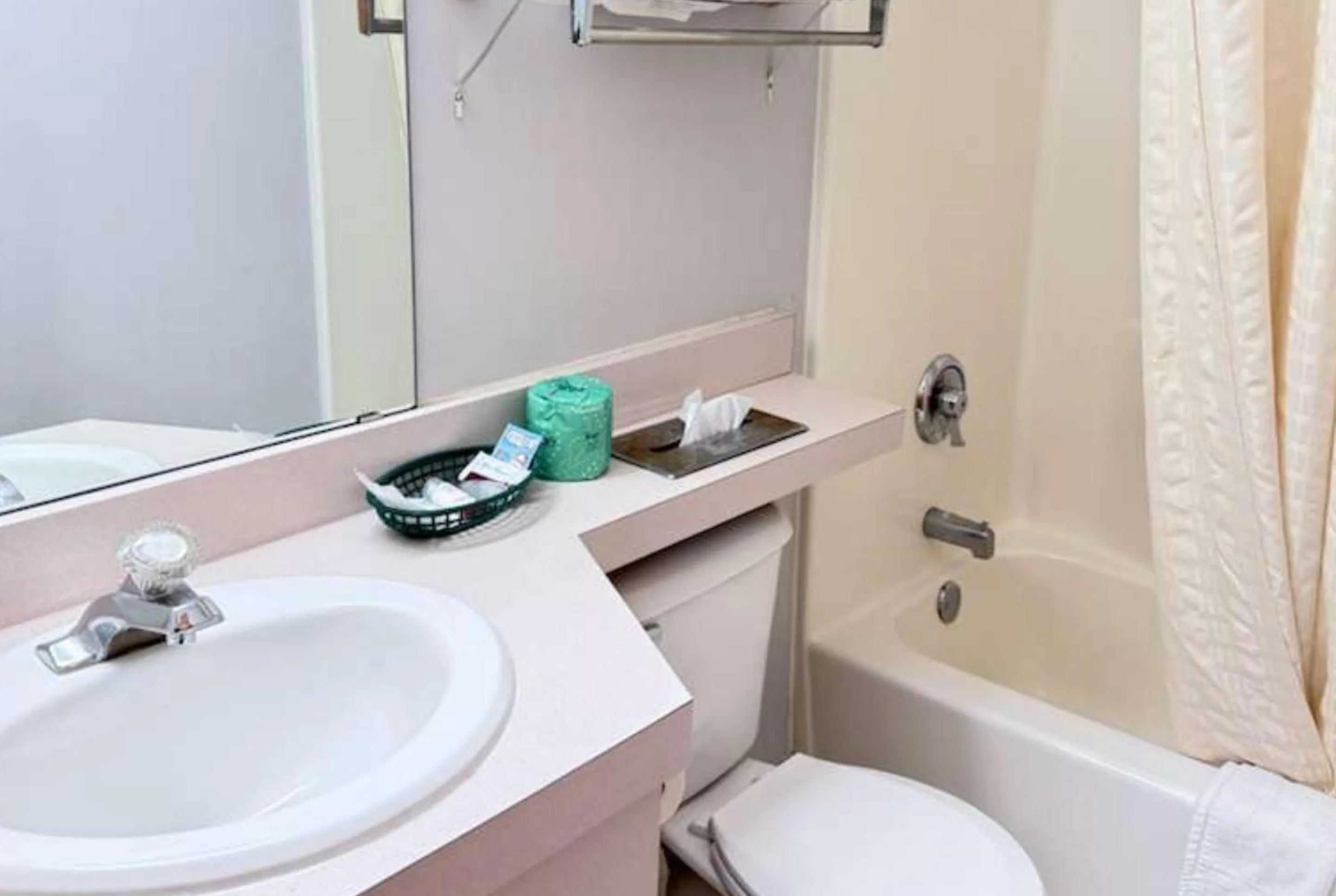 Bathroom in Coratel Inn & Suites by Jasper Hastings