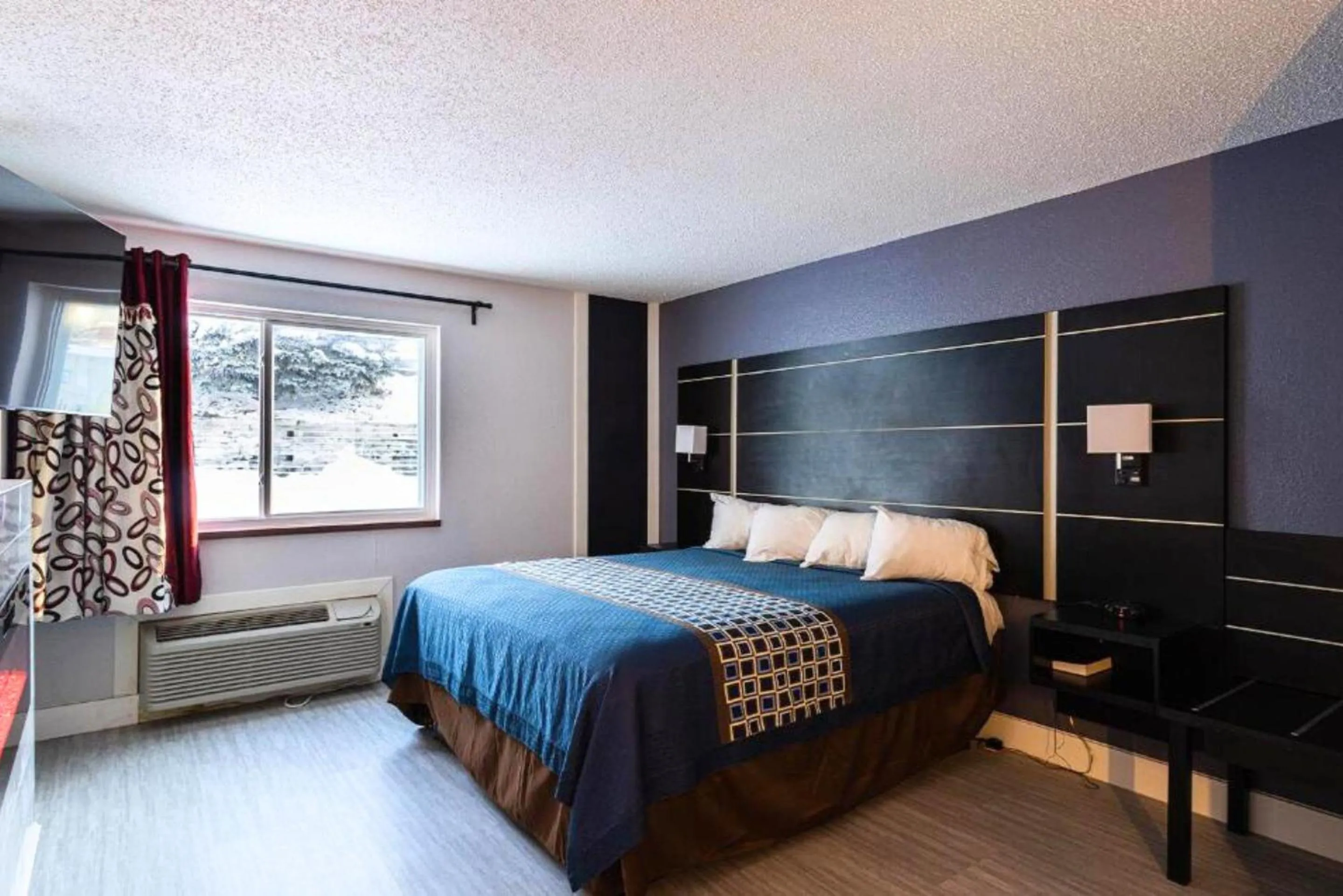 Bedroom, Bed in Coratel Inn & Suites by Jasper Hastings