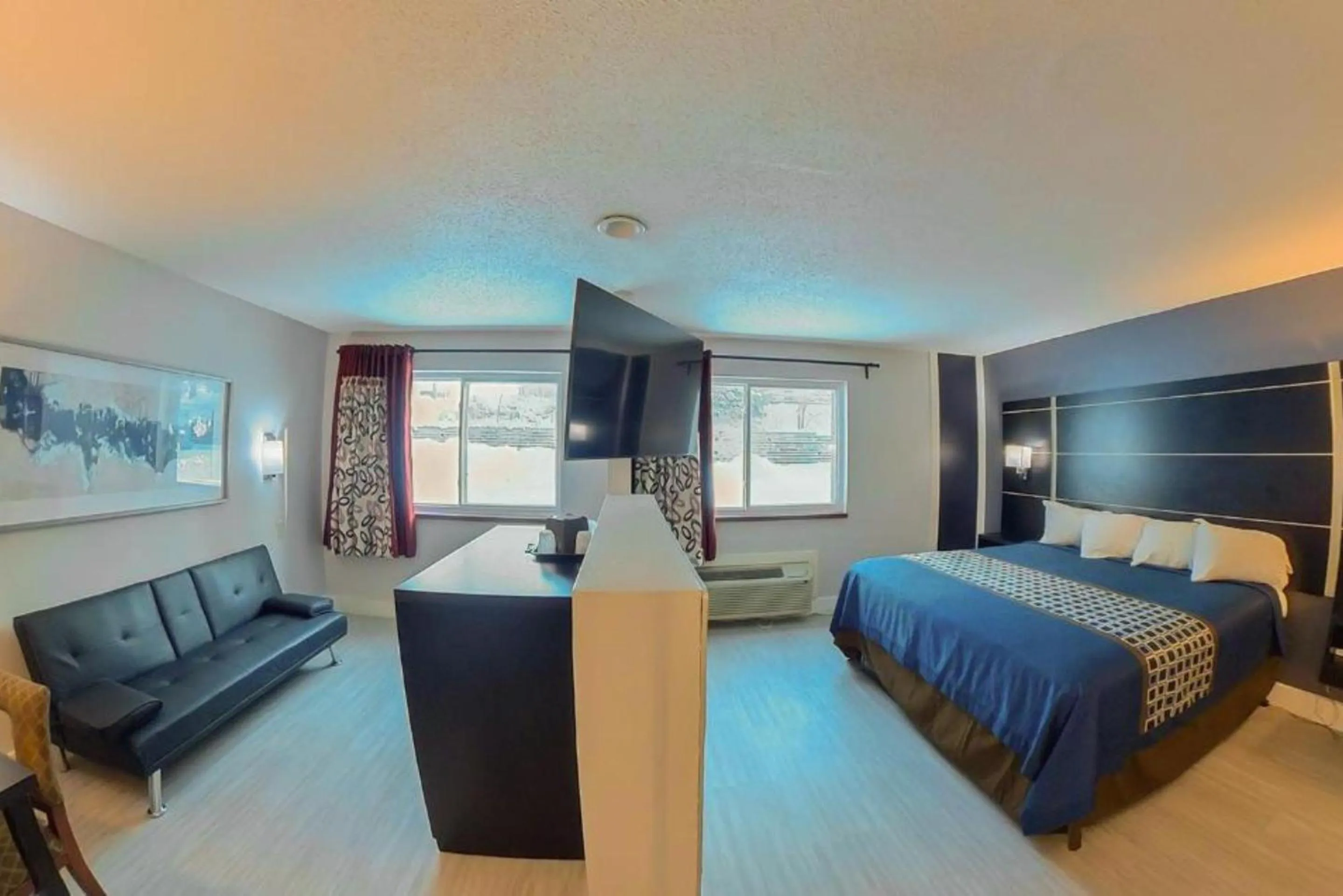 Bedroom, Bed in Coratel Inn & Suites by Jasper Hastings