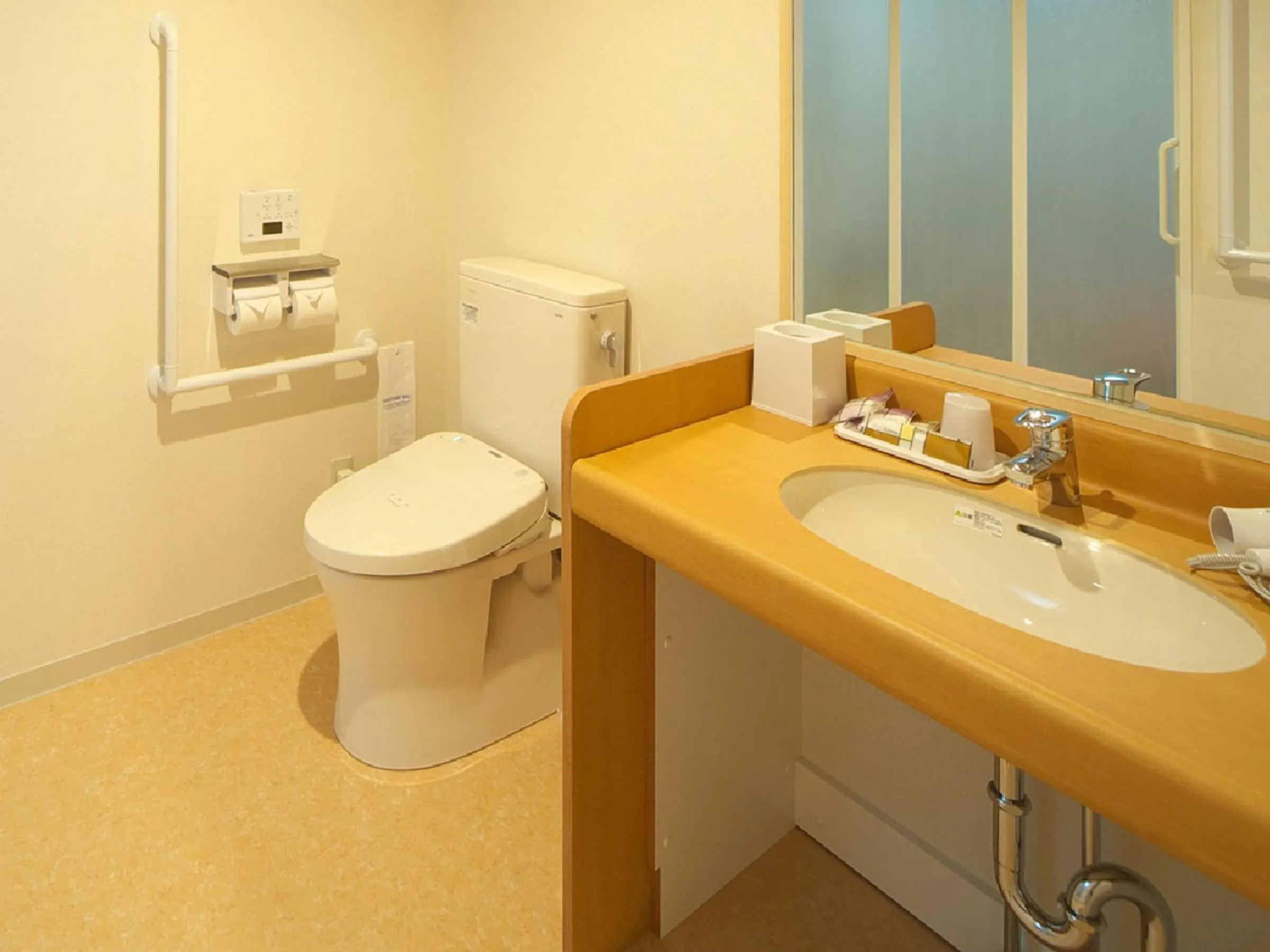 Photo of the whole room in Kichimu