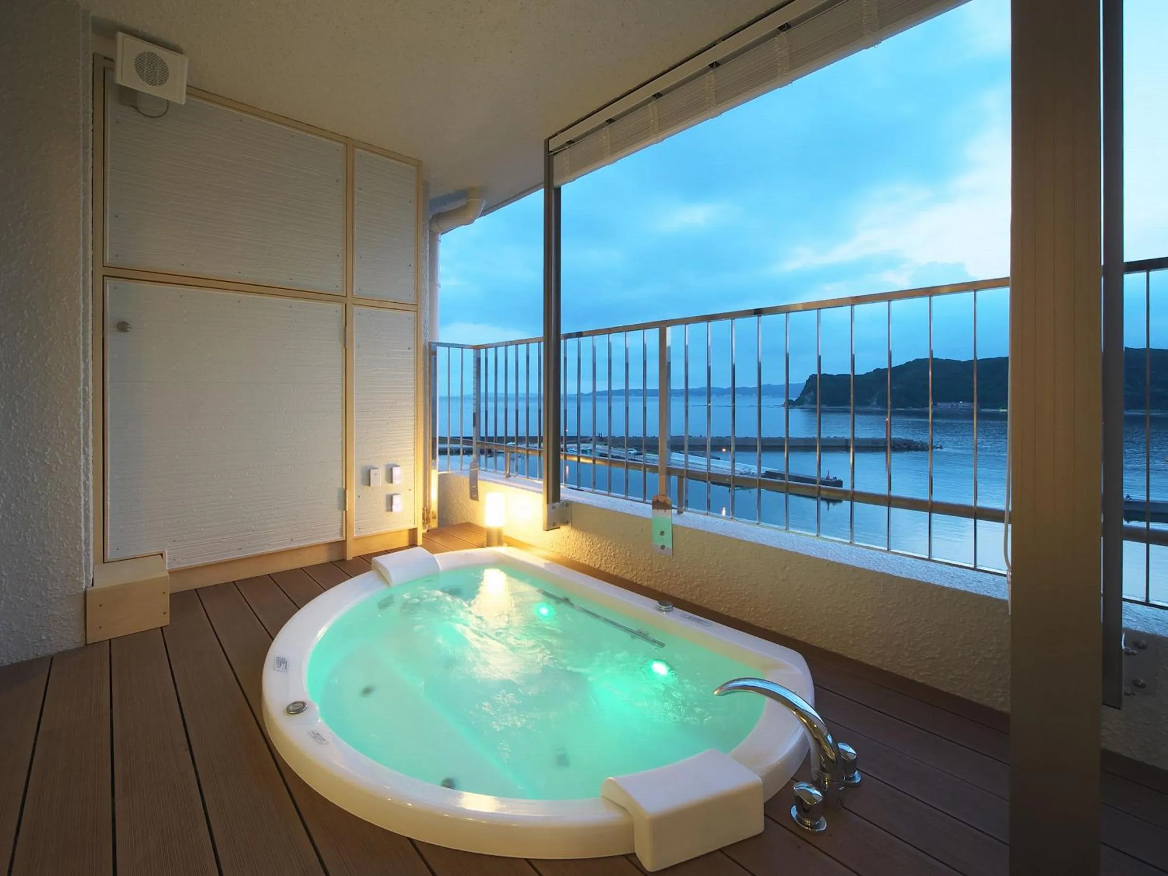 Photo of the whole room in Kichimu