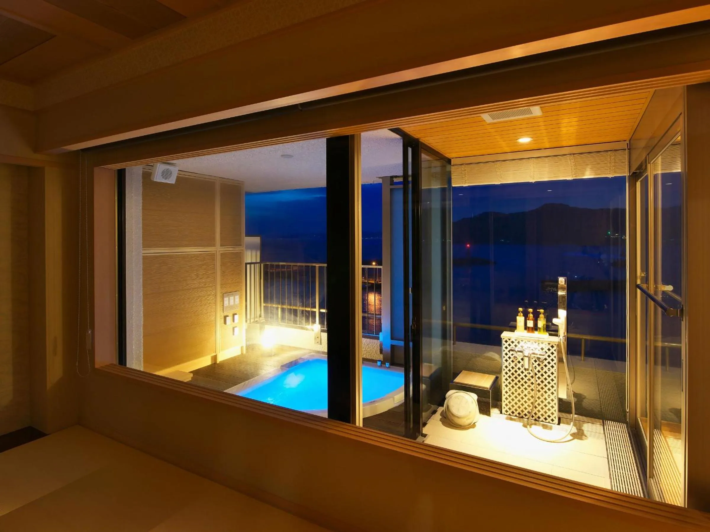 Photo of the whole room in Kichimu