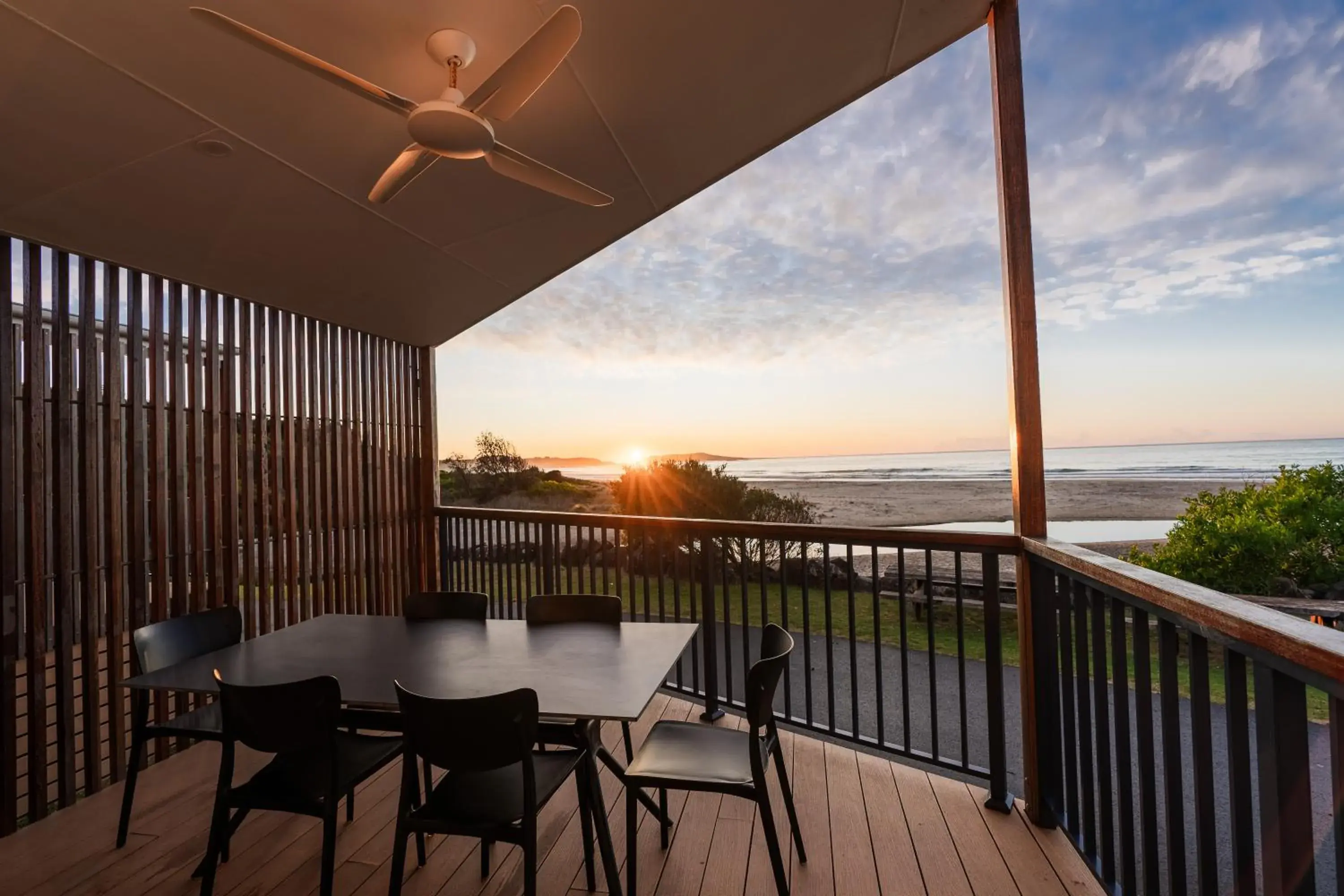 Premium Beachfront Villa (2BR) in BIG4 Tasman Holiday Parks - Racecourse Beach Premium Beachfront Villa (2BR) in BIG4 Tasman Holiday Parks - Racecourse Beach