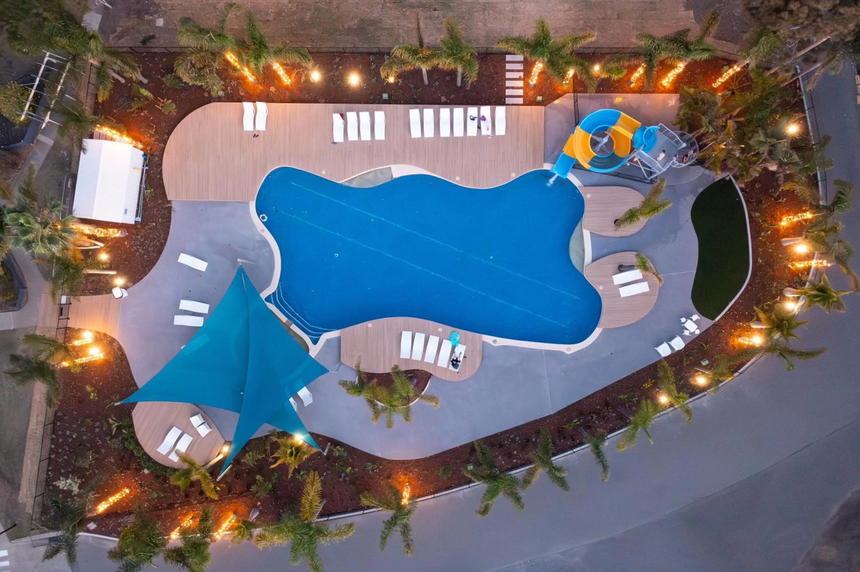 Swimming pool in BIG4 Tasman Holiday Parks - Racecourse Beach