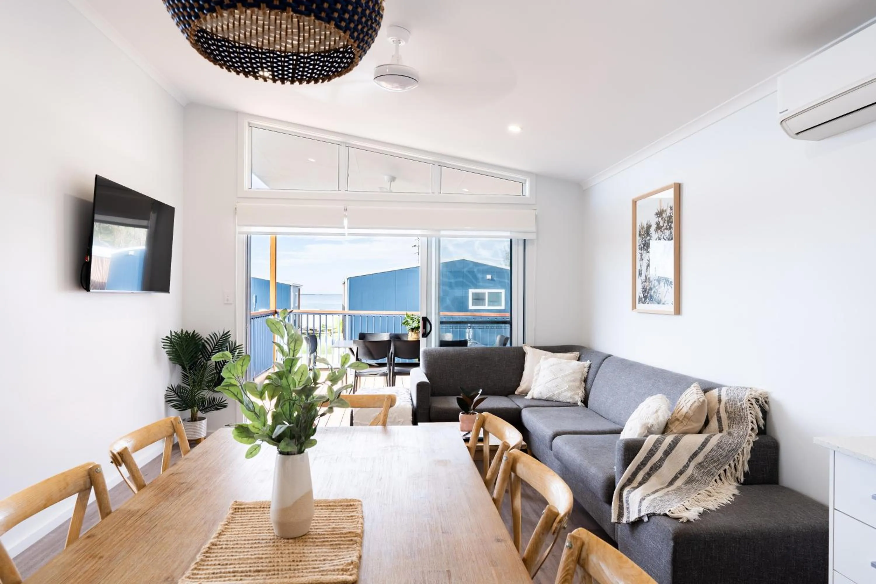 Living room in BIG4 Tasman Holiday Parks - Racecourse Beach