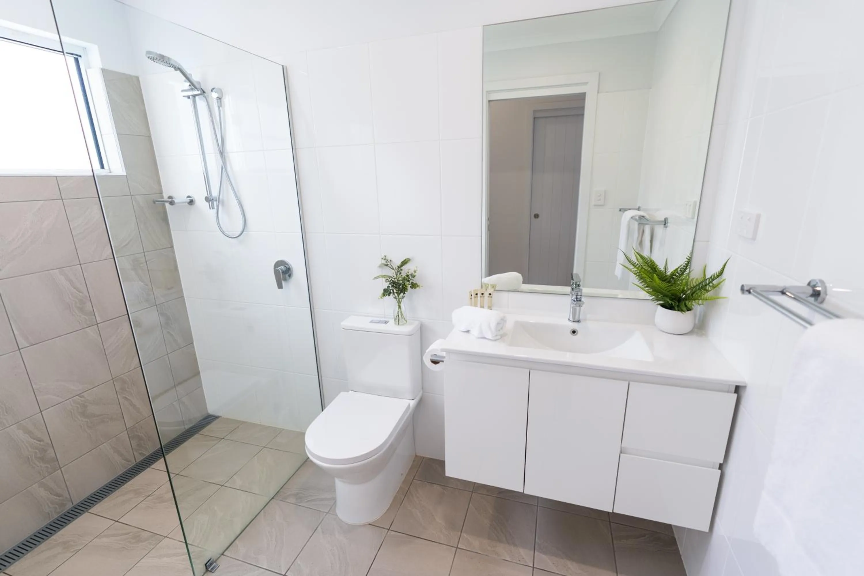 Shower in BIG4 Tasman Holiday Parks - Racecourse Beach