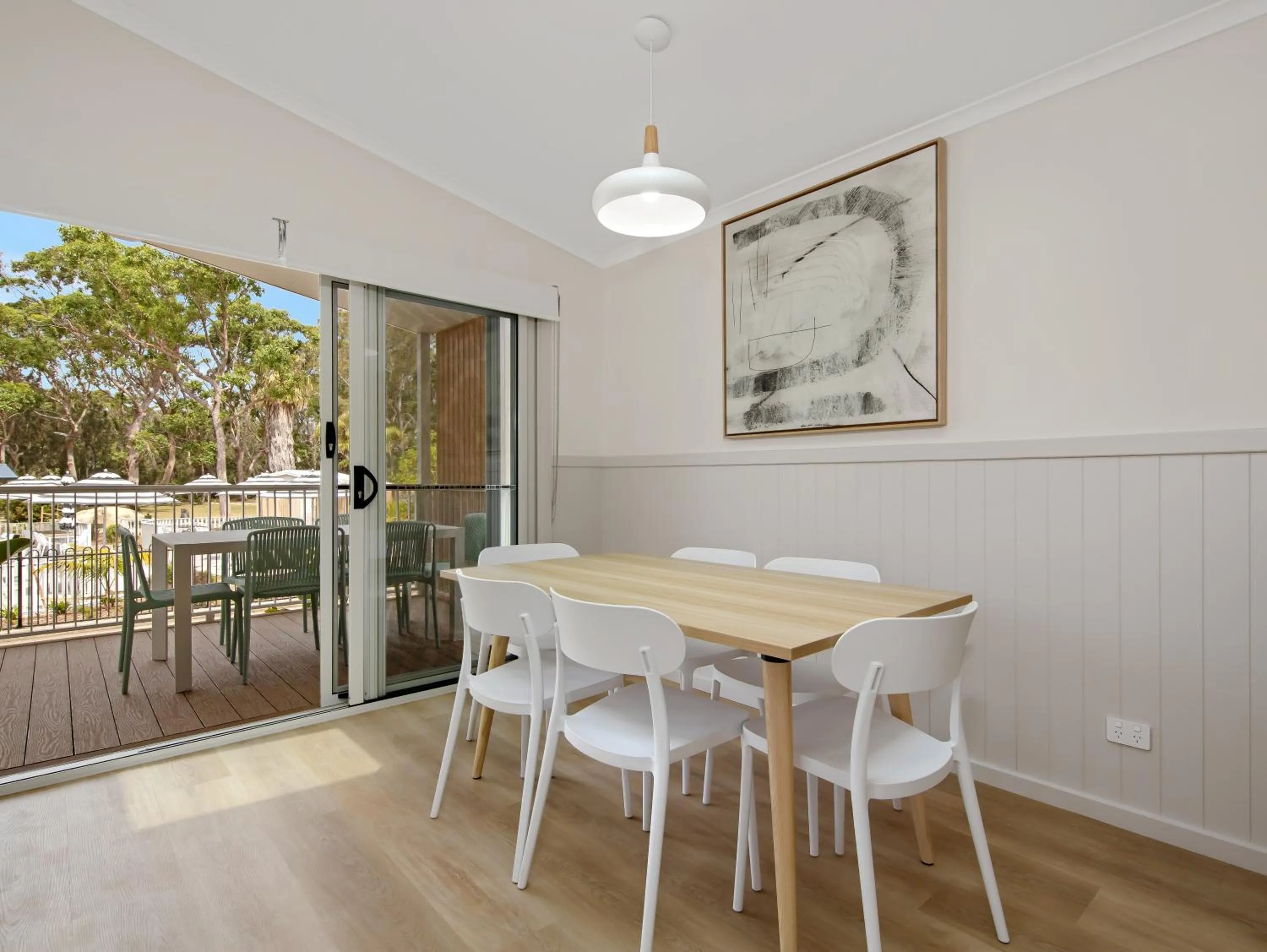 Patio in BIG4 Tasman Holiday Parks - Racecourse Beach