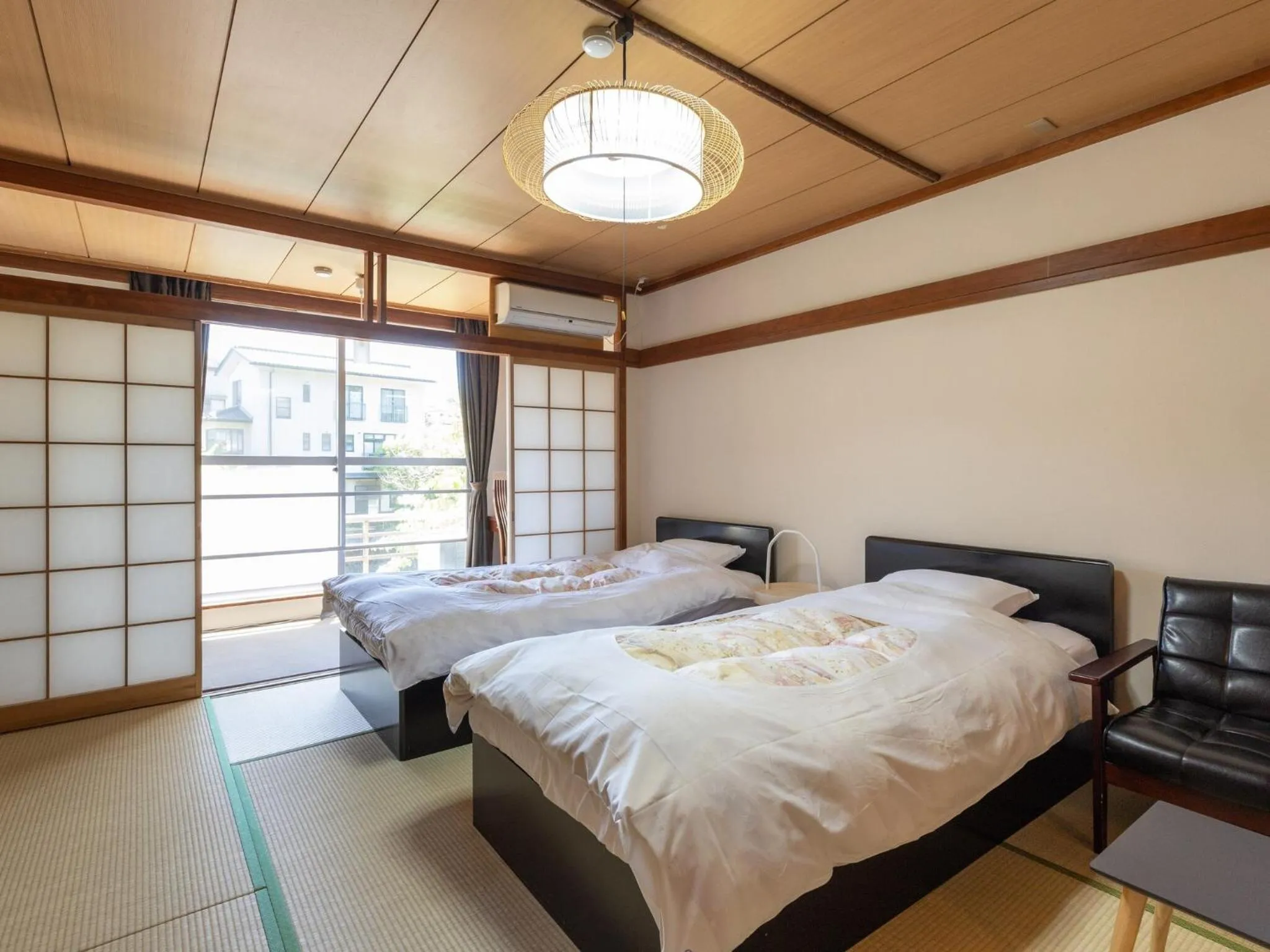 Photo of the whole room, Bed in Kiso Mikawaya