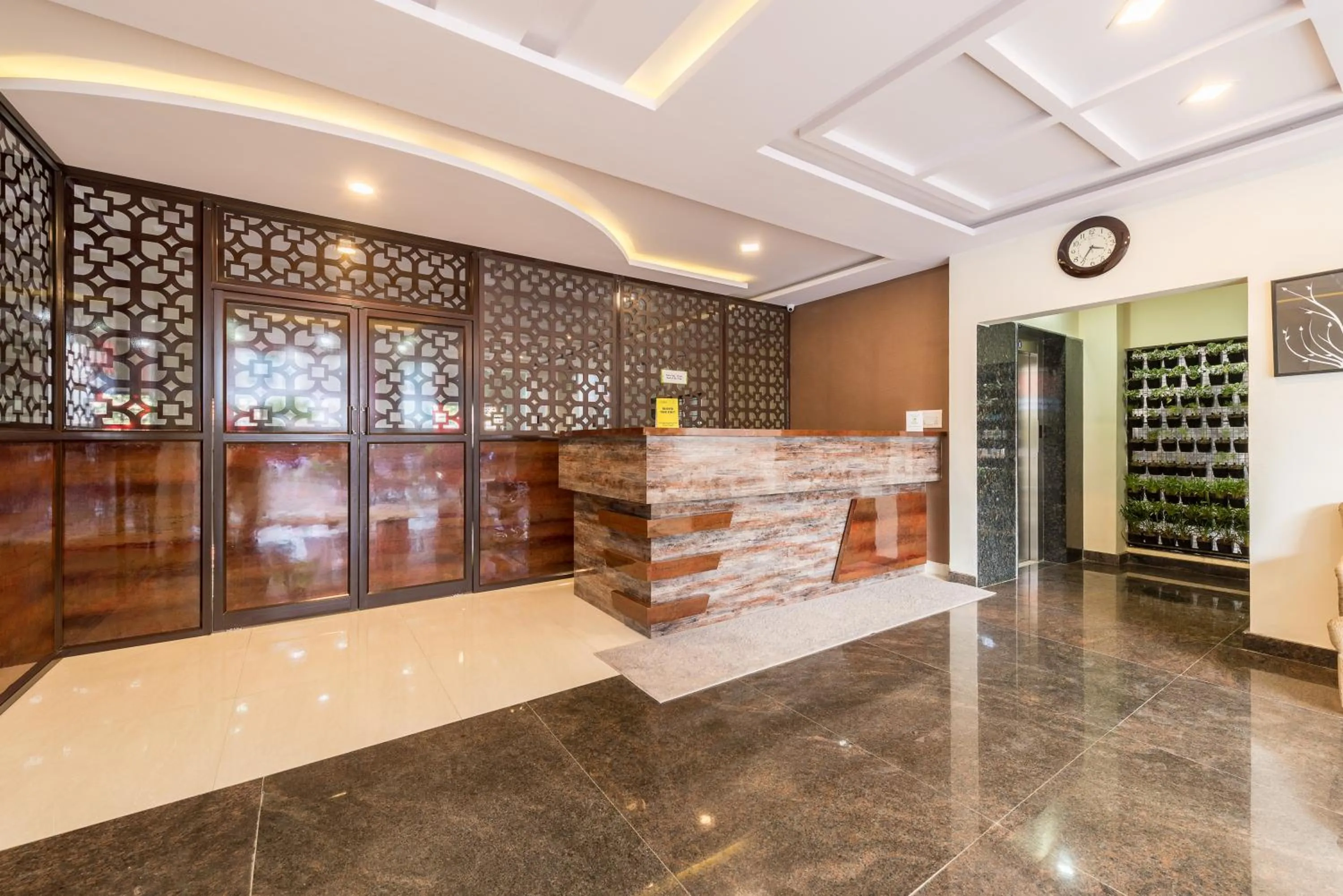 Breakfast in Treebo Greenwood Premier Suites, Old Airport Road