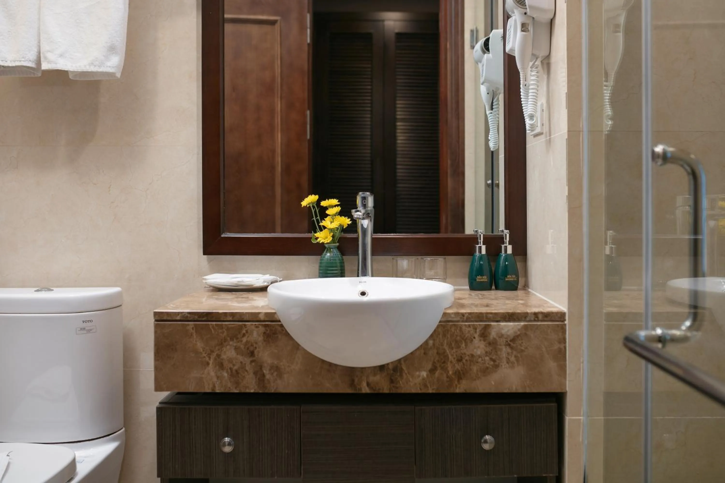 Brilliant Me Tri Hotel & Spa