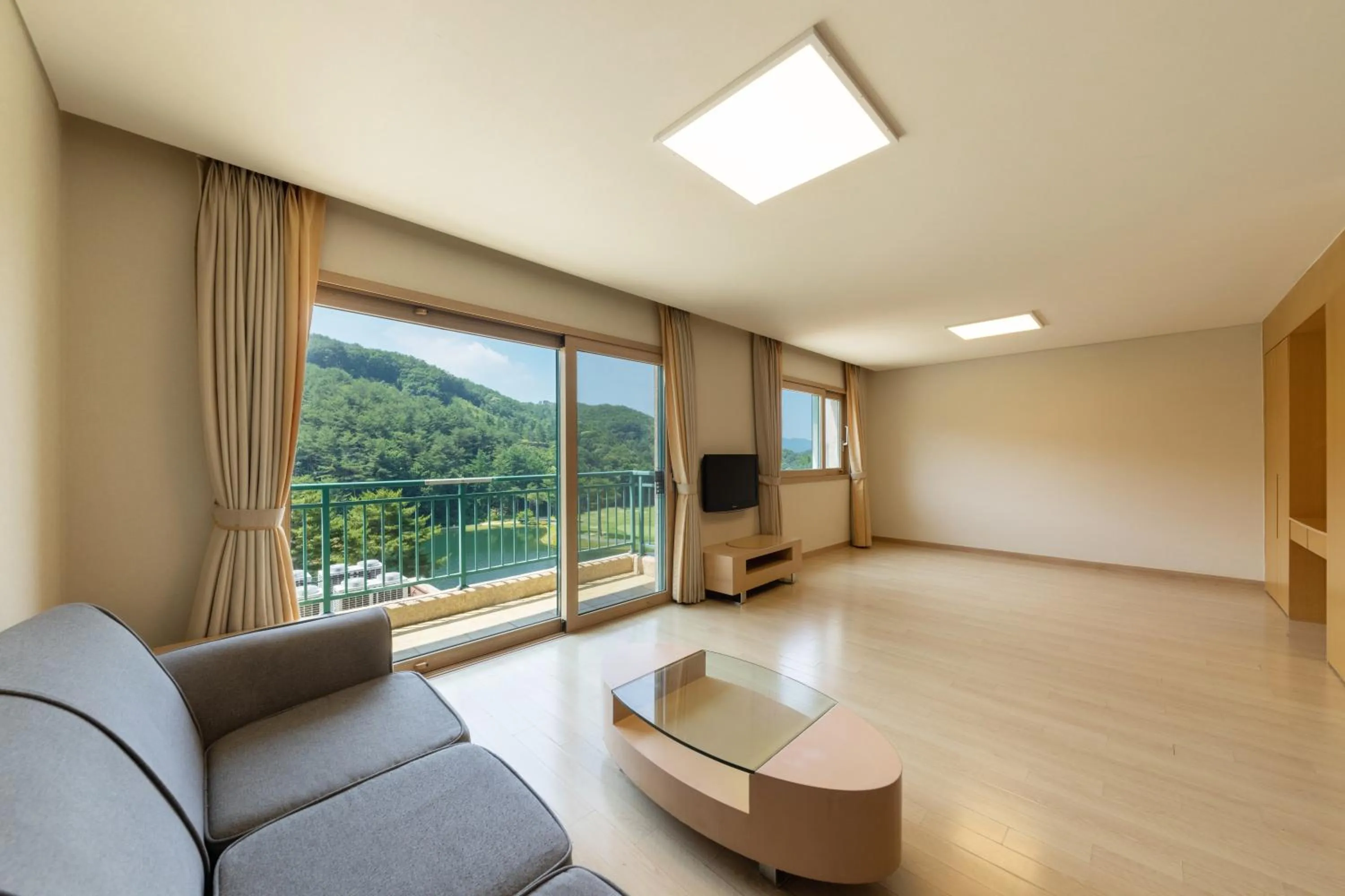 Oak Valley Resort Valley Village