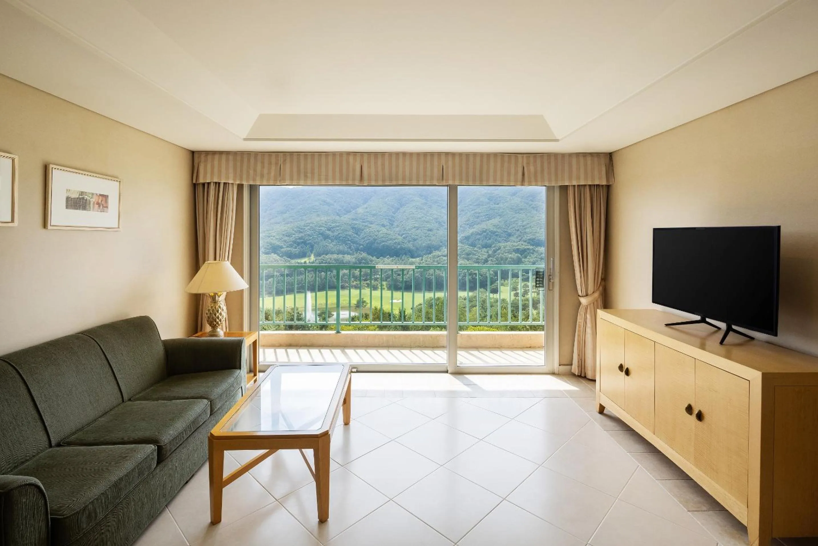 Oak Valley Resort Valley Village