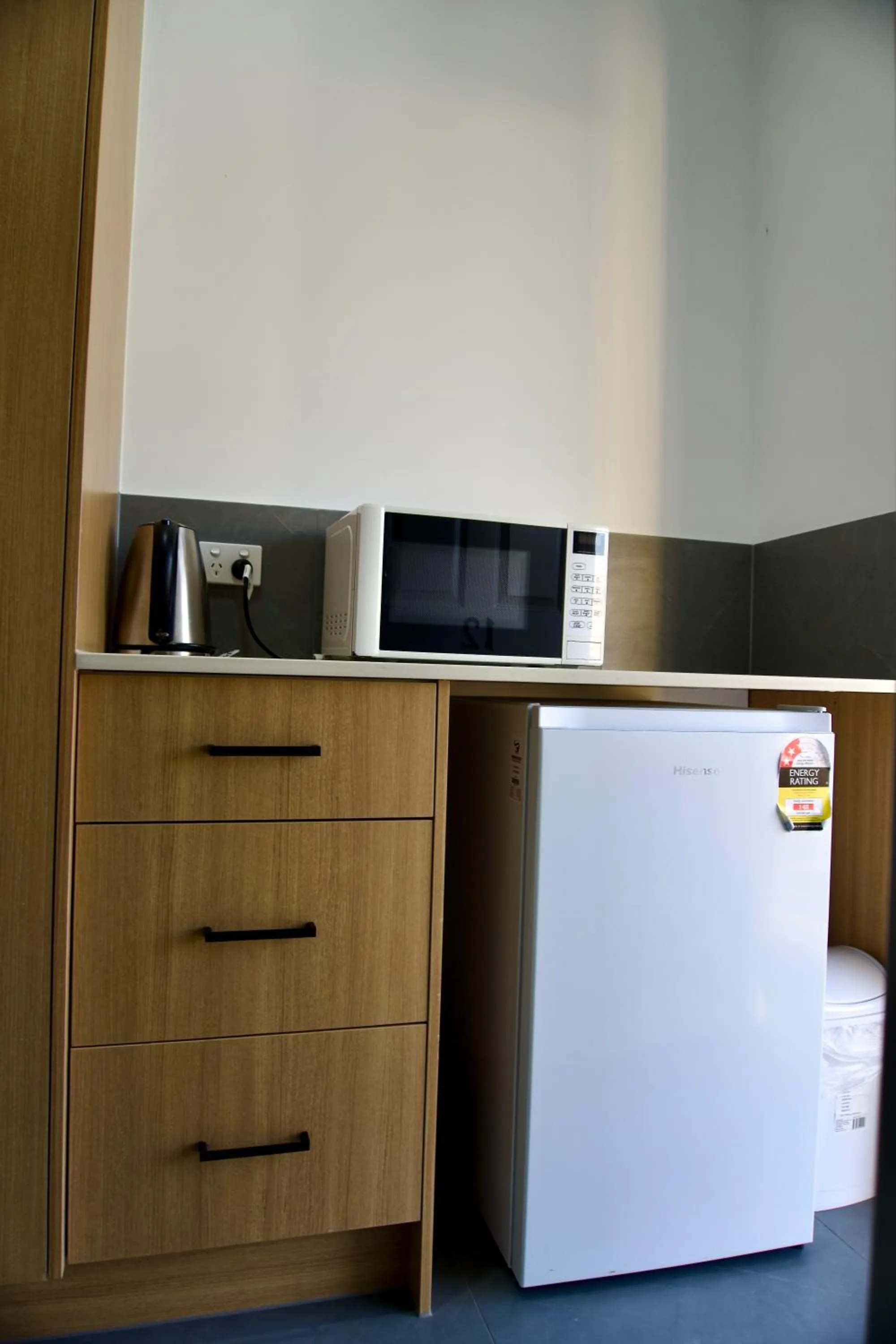 Kitchen or kitchenette in Ararat Colonial Lodge Motel