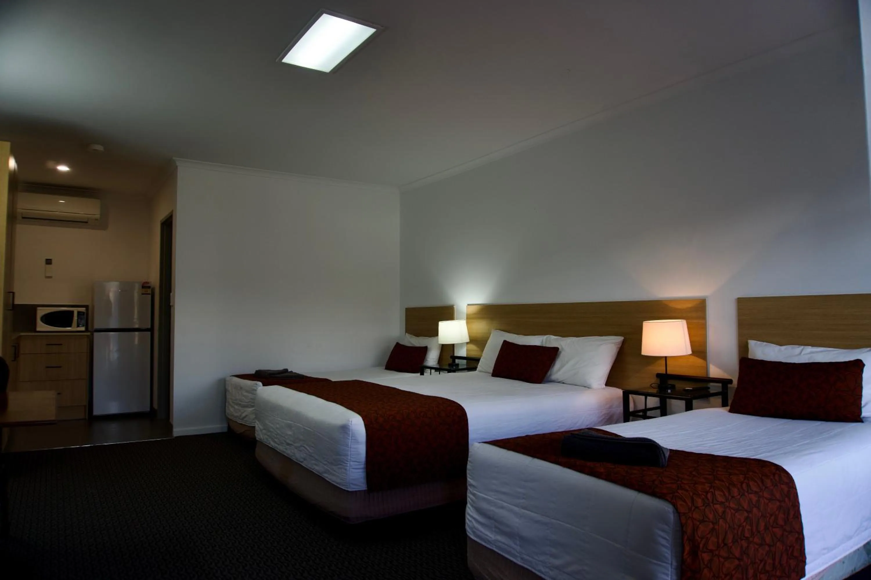 Bed in Ararat Colonial Lodge Motel