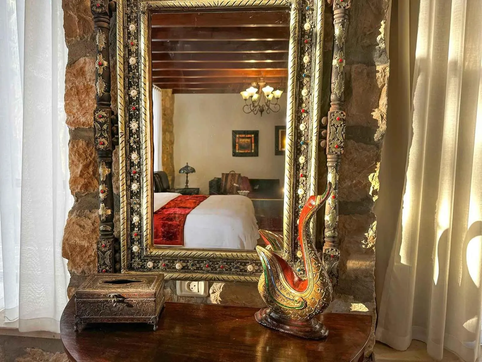 Bed in Beit Shalom Historical boutique Hotel