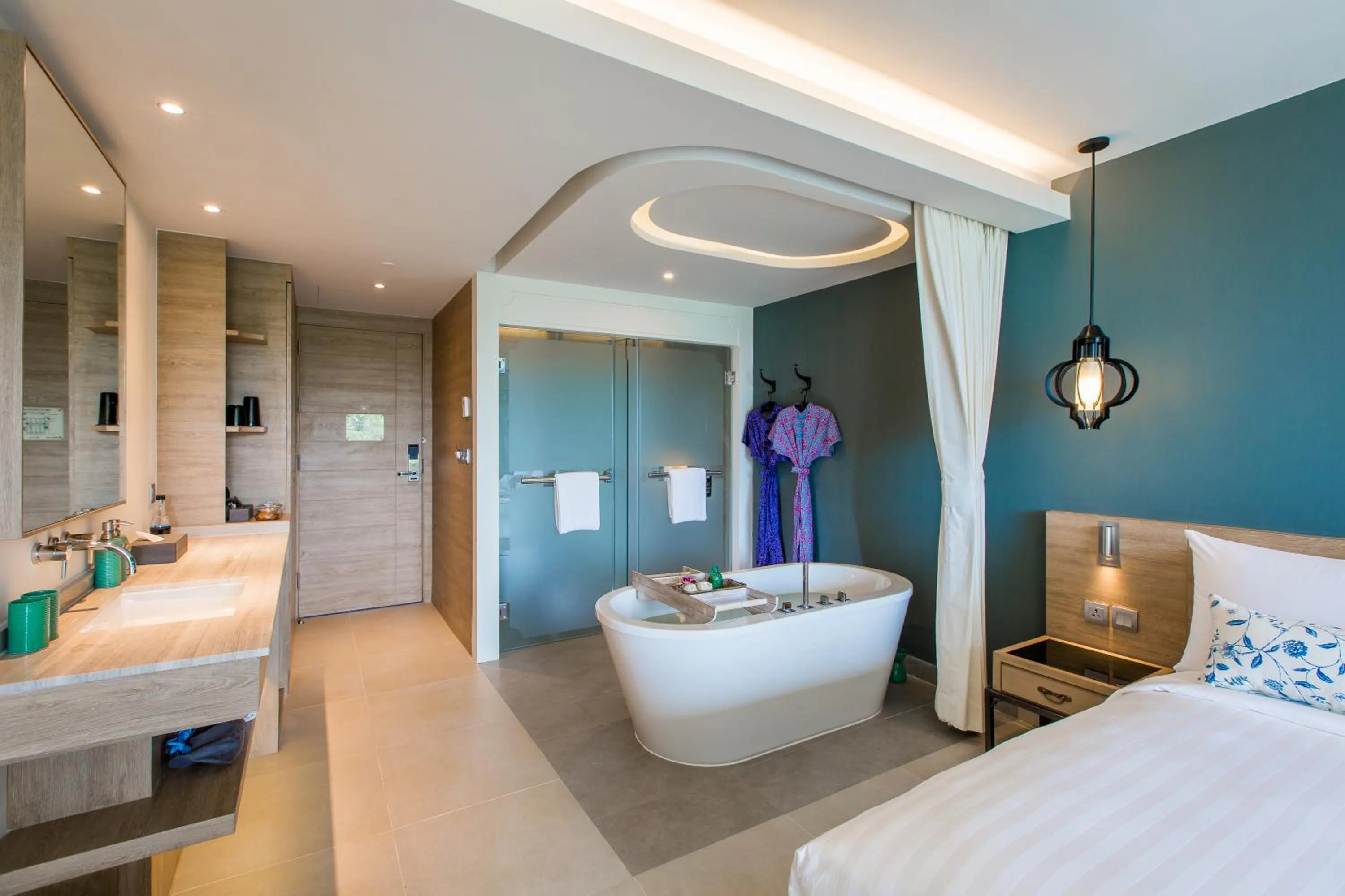 Bedroom, Bed in Fusion Suites Phuket Patong
