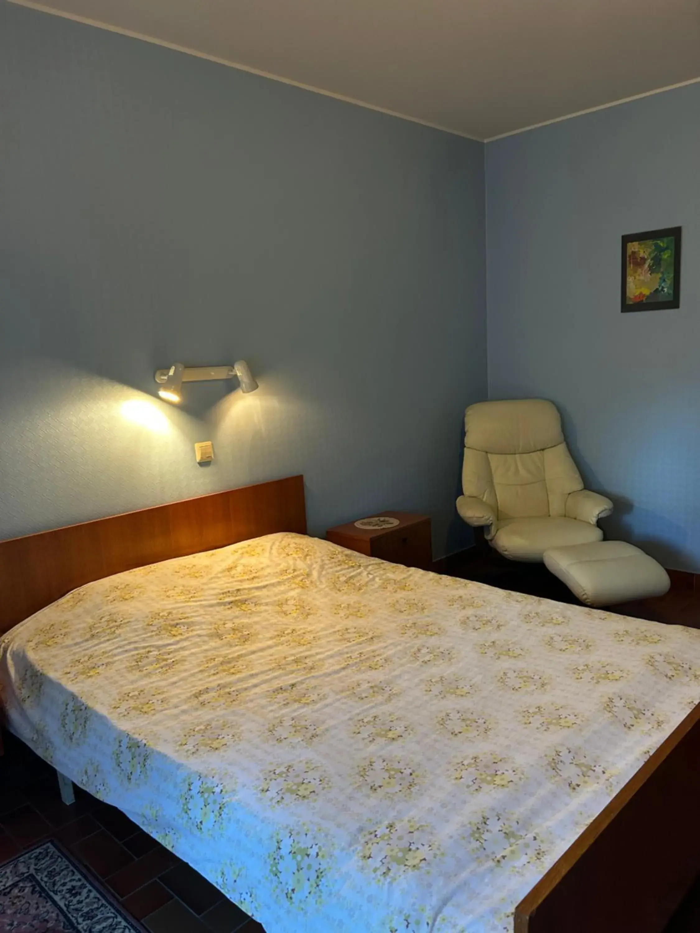 Double Room in Hotel Direndall Double Room in Hotel Direndall