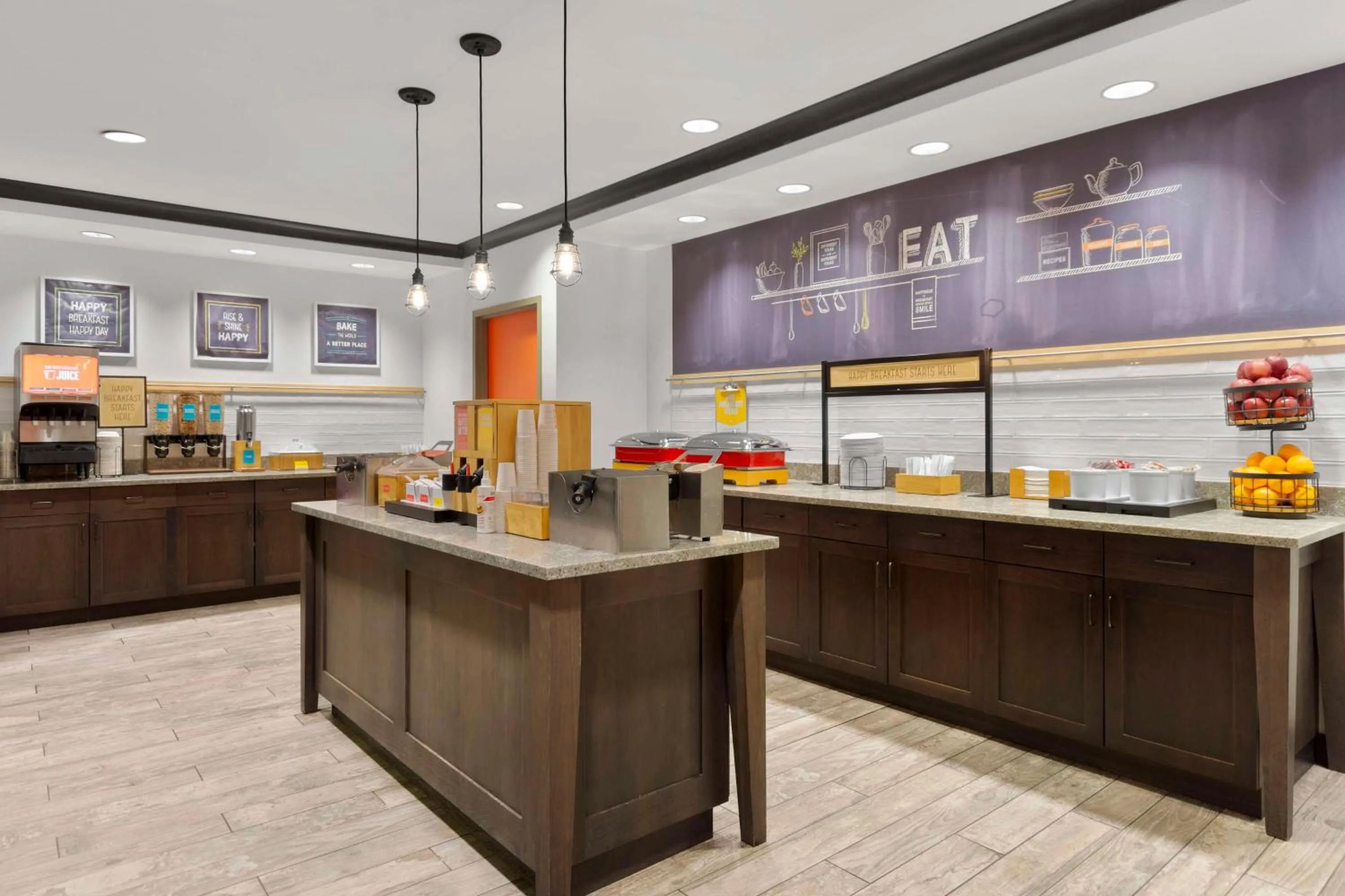 Breakfast in Hampton Inn & Suites Columbus Scioto Downs