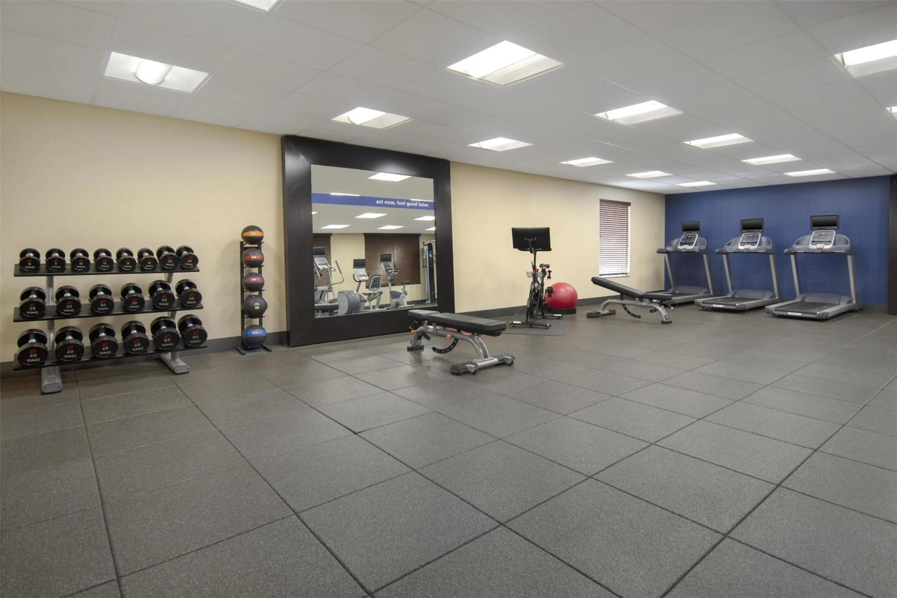 Fitness centre/facilities in Hampton Inn & Suites Columbus Scioto Downs