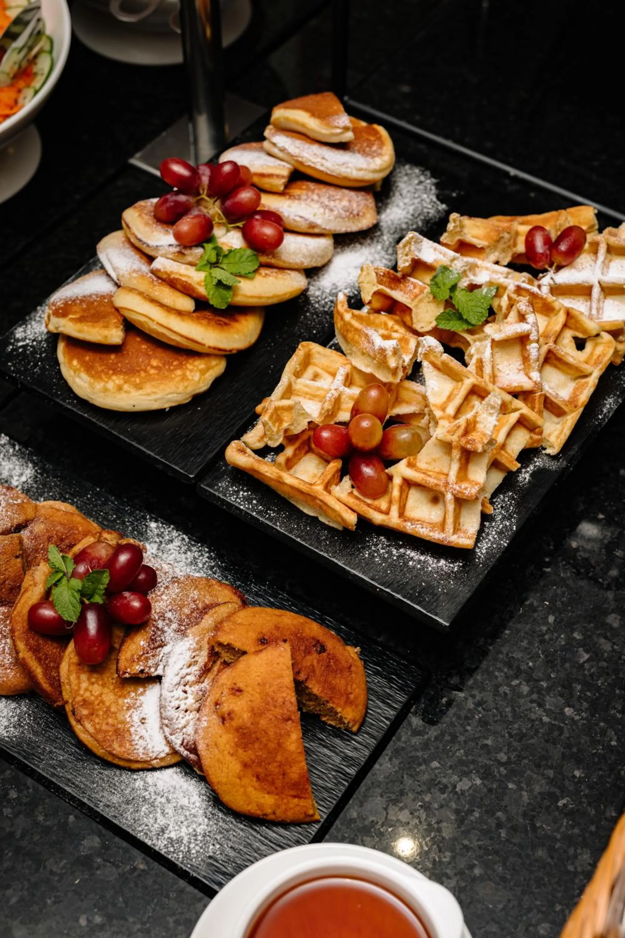 Buffet breakfast in Palmeiras Suite Hotel