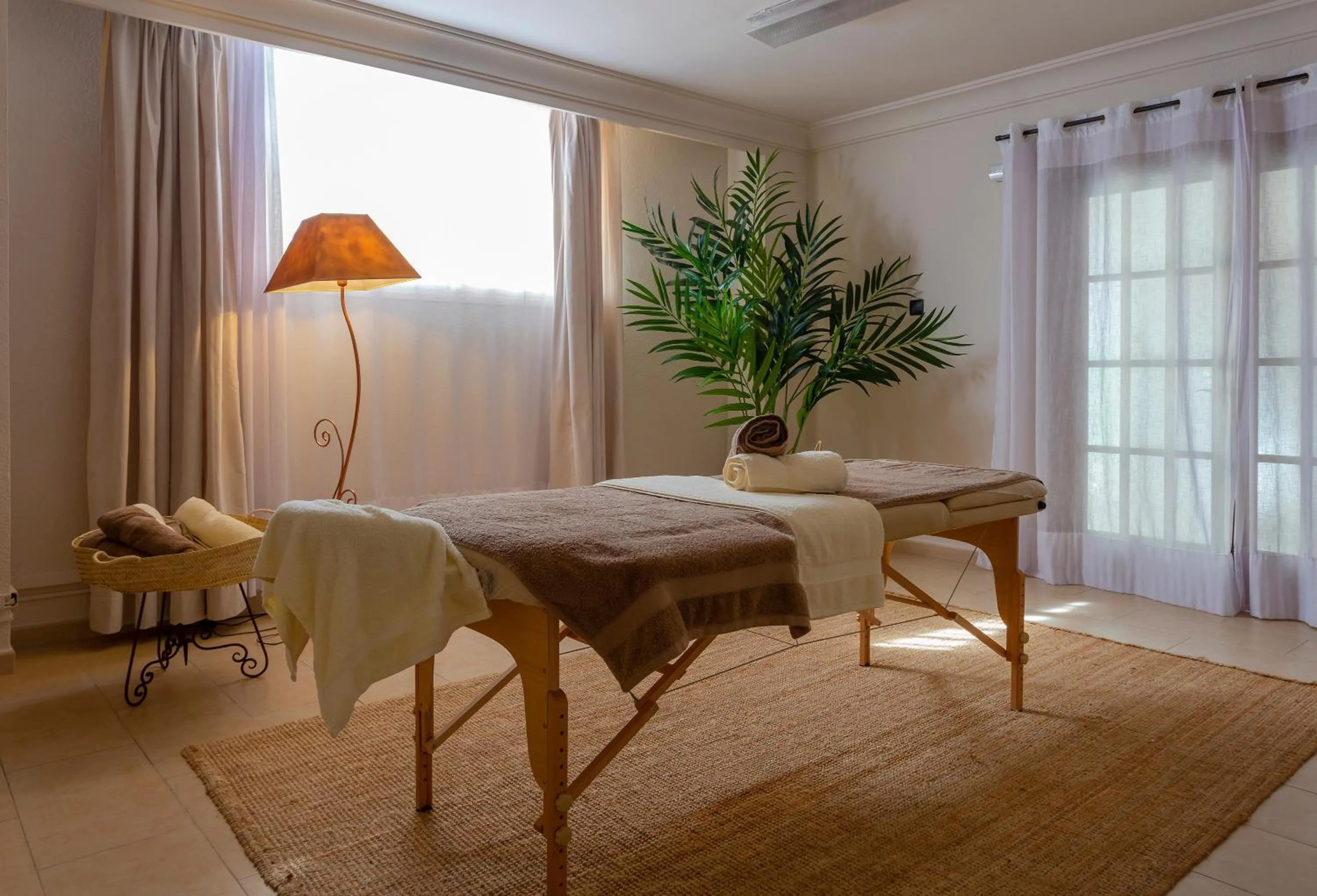 Massage in Marins Playa