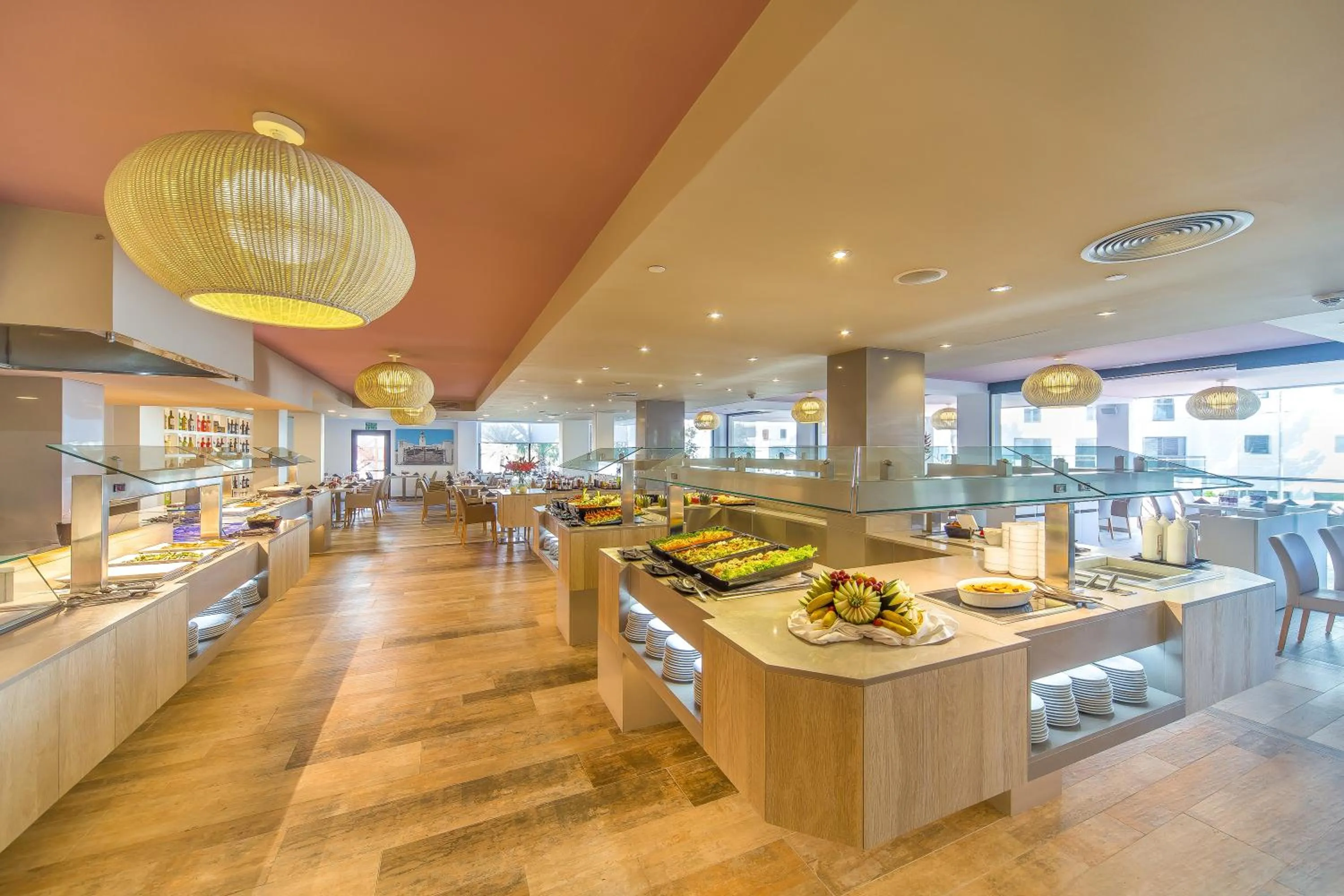 Restaurant/places to eat in Marins Playa