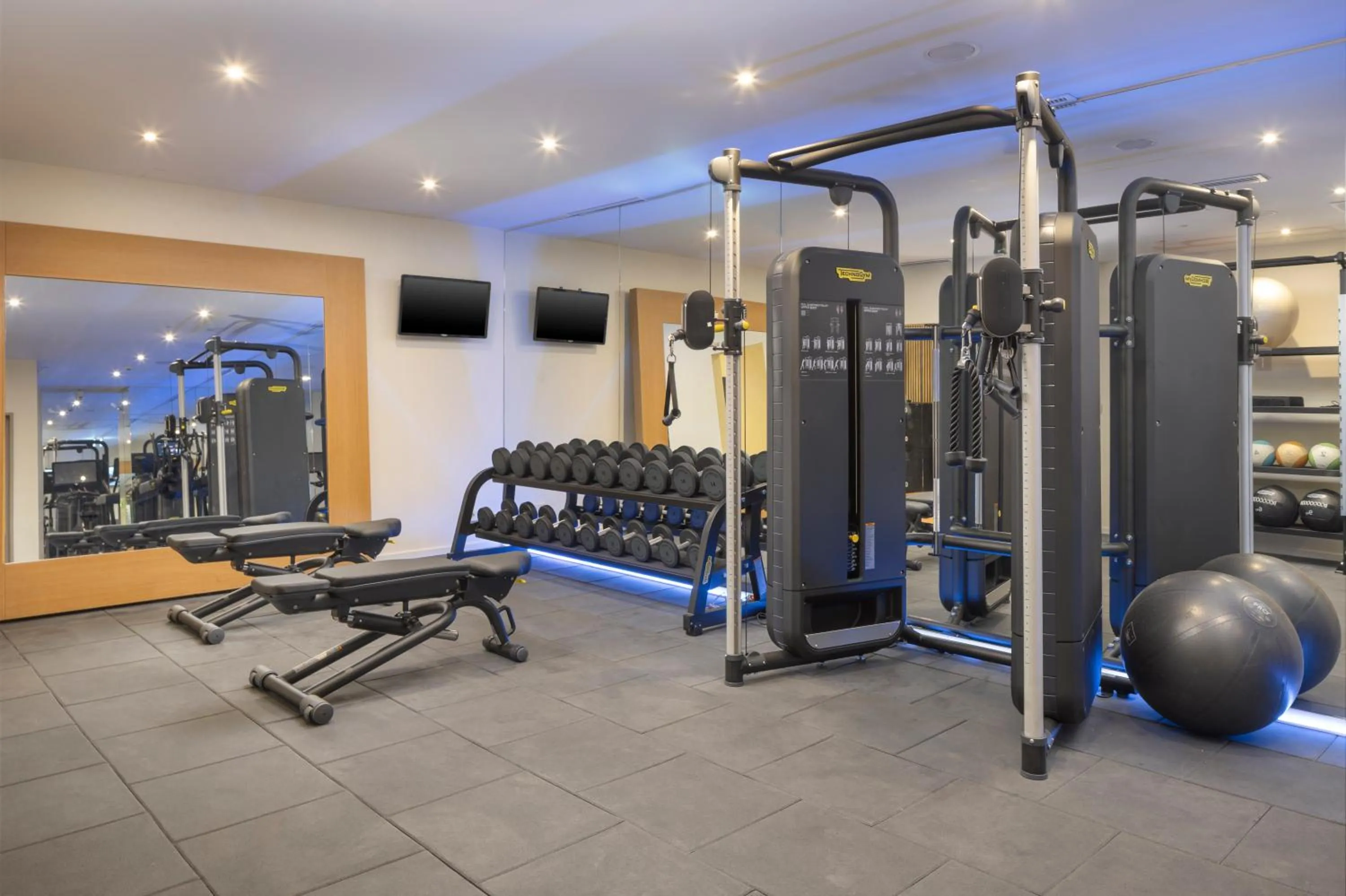 Fitness centre/facilities in DoubleTree by Hilton Luxembourg