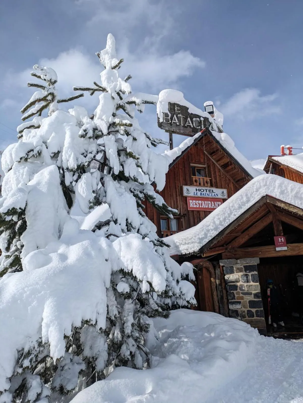 Property building in Le Bataclan