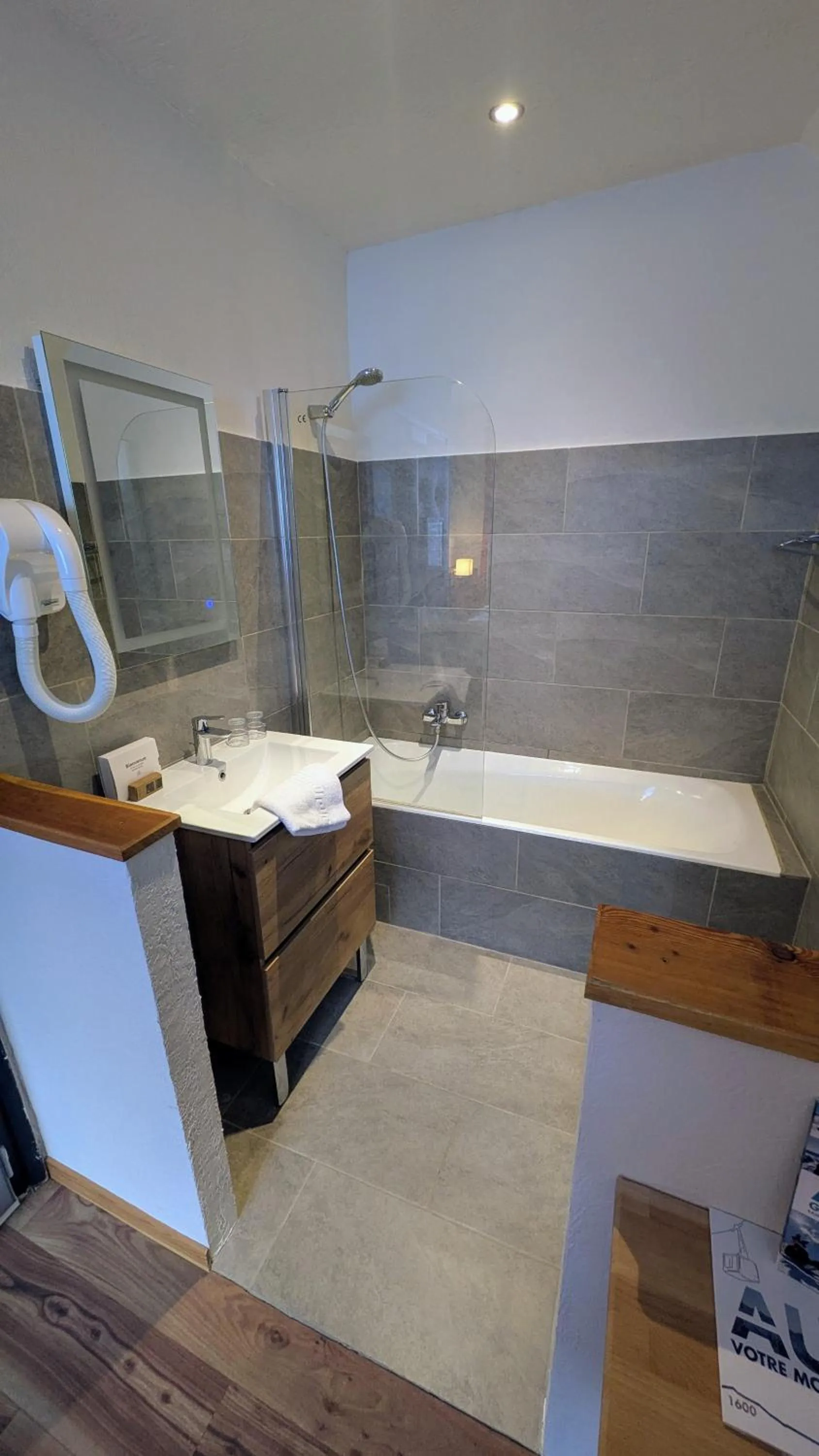 Bathroom in Le Bataclan