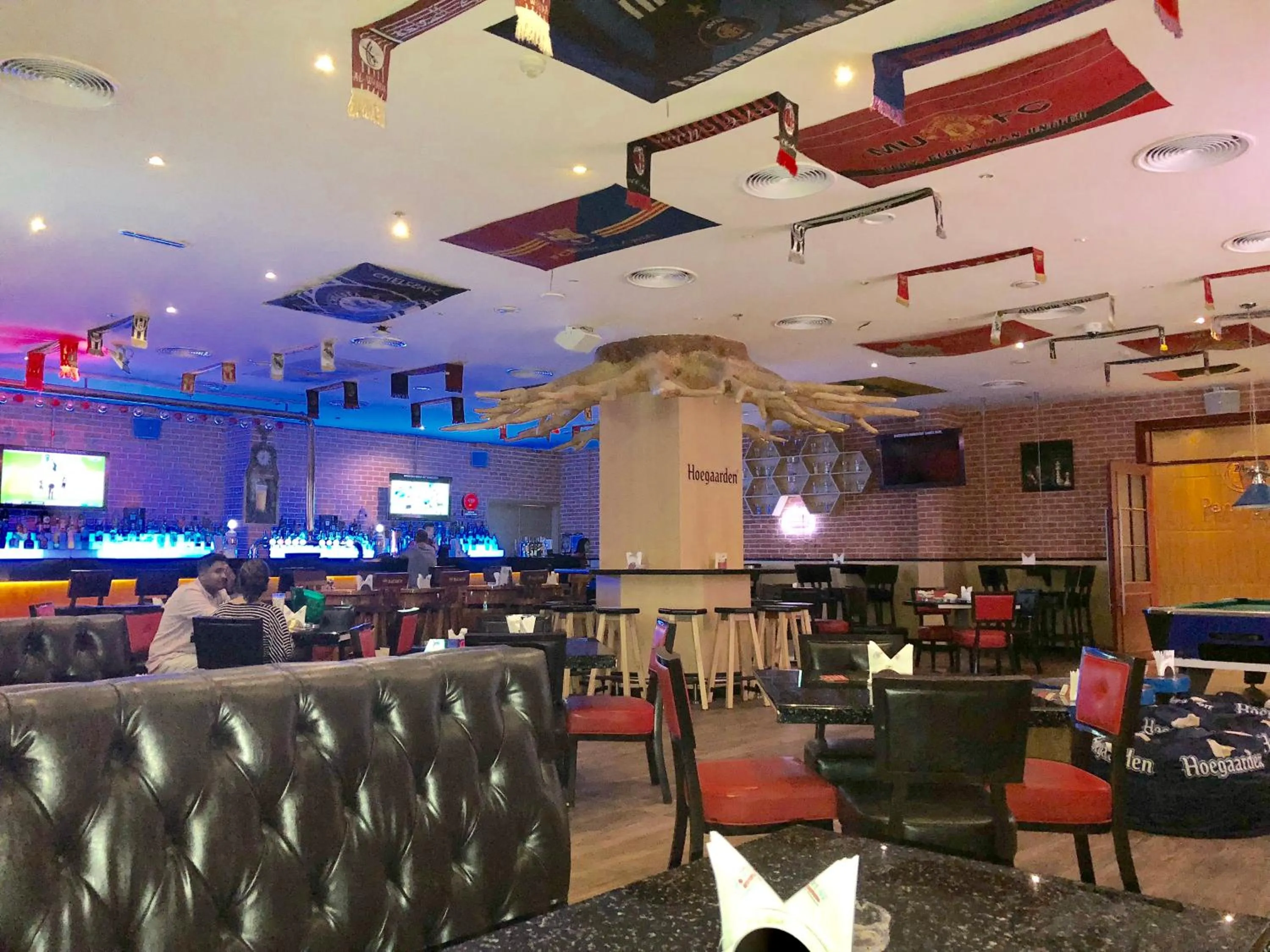 Restaurant/places to eat in Fortune Park Hotel