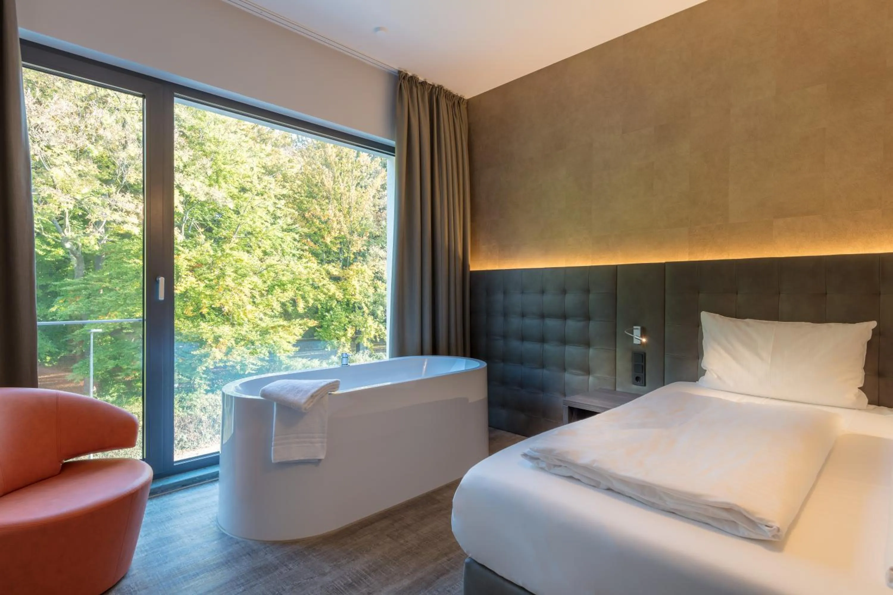 Photo of the whole room, Bed in DECK 8 DESIGNHOTEL.SOEST