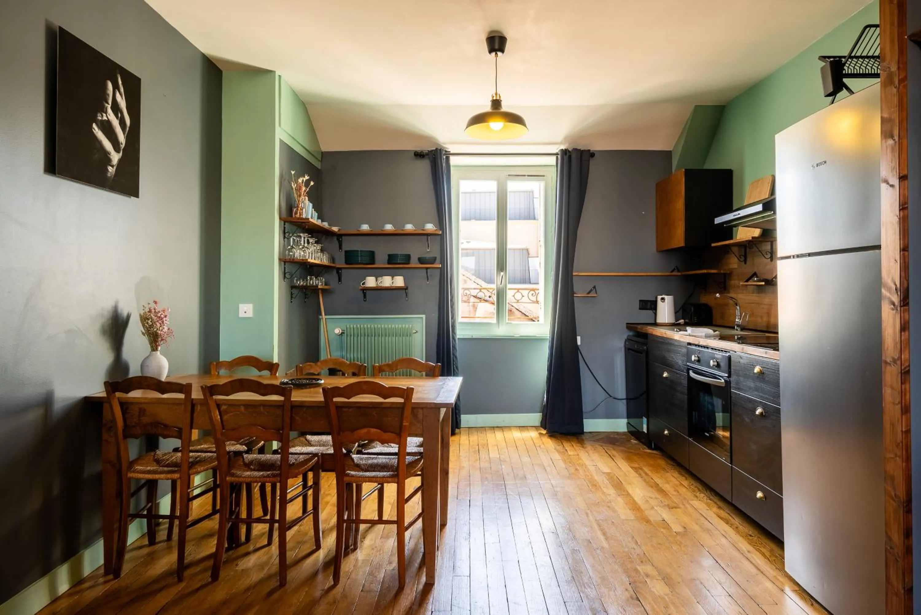 Kitchen or kitchenette in Dupain & Dubeurre Appart'hôtel - Parking en supp