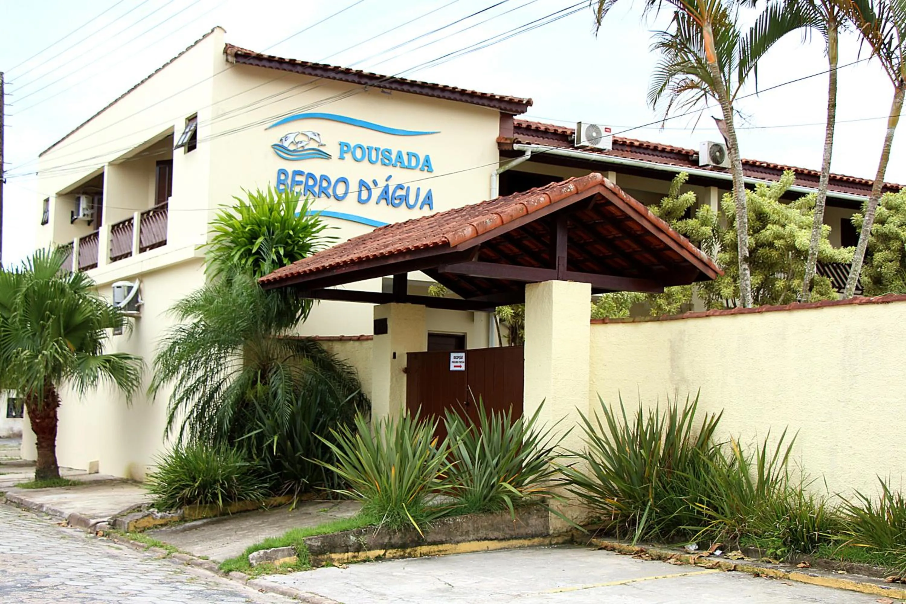 Property building in Pousada Berro D'Água