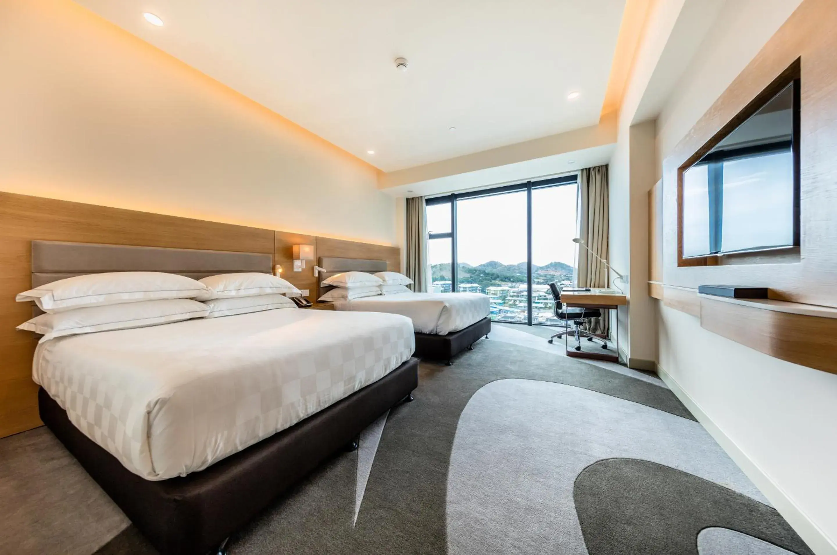 Superior Queen Room in The Stanley Hotel & Suites Superior Queen Room in The Stanley Hotel & Suites