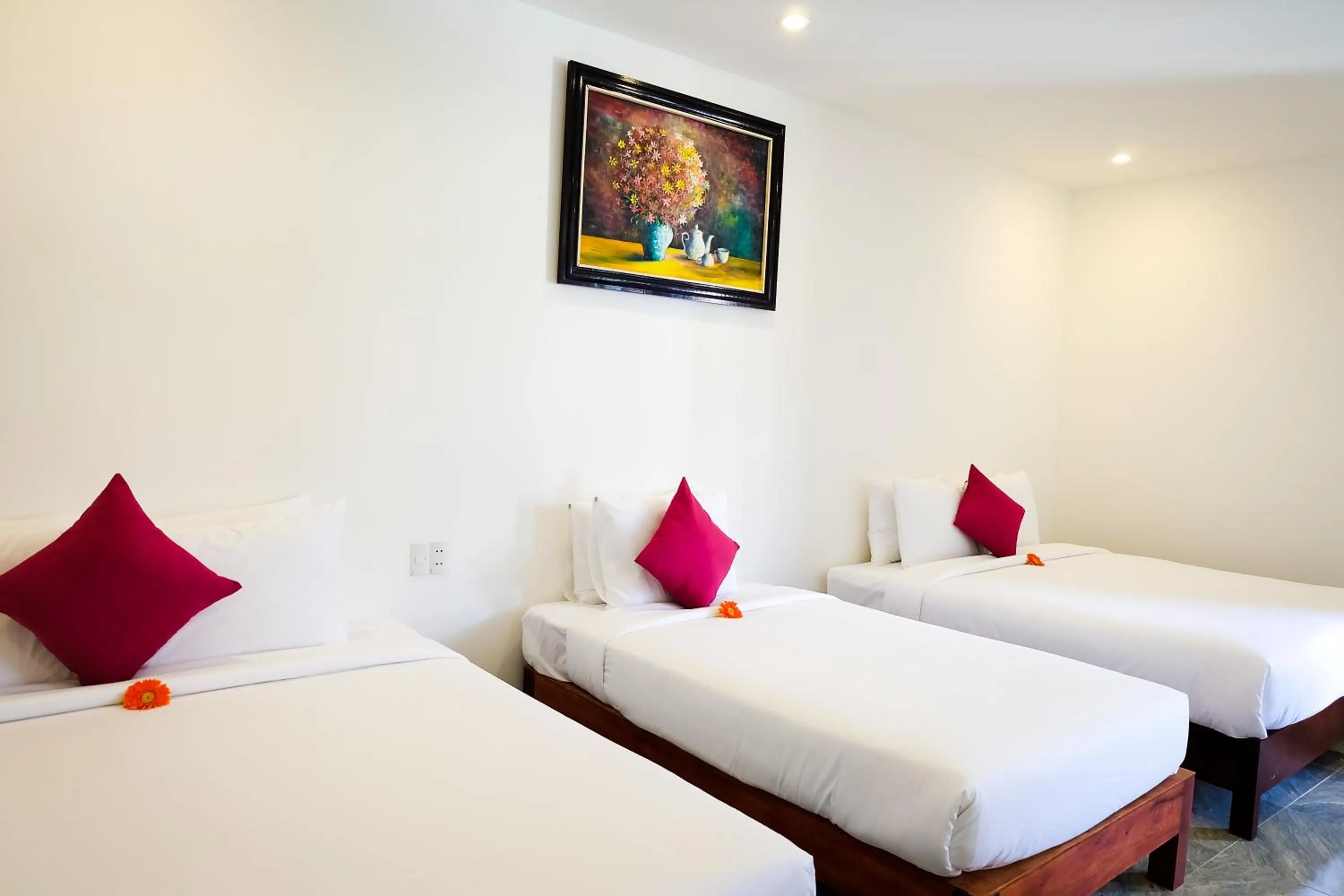 Photo of the whole room, Bed in Unity Villa