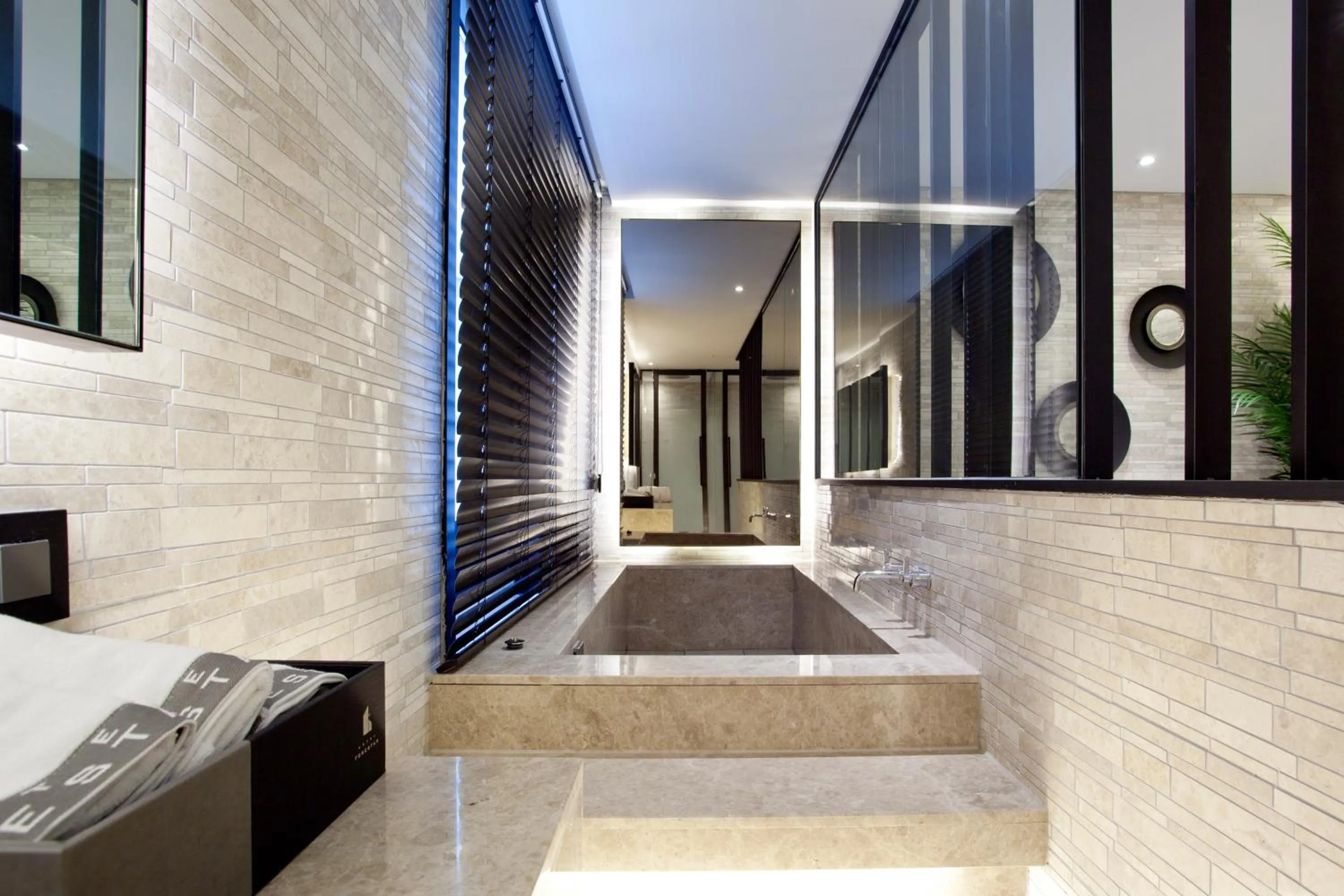 Decorative detail in Hotel Forestar