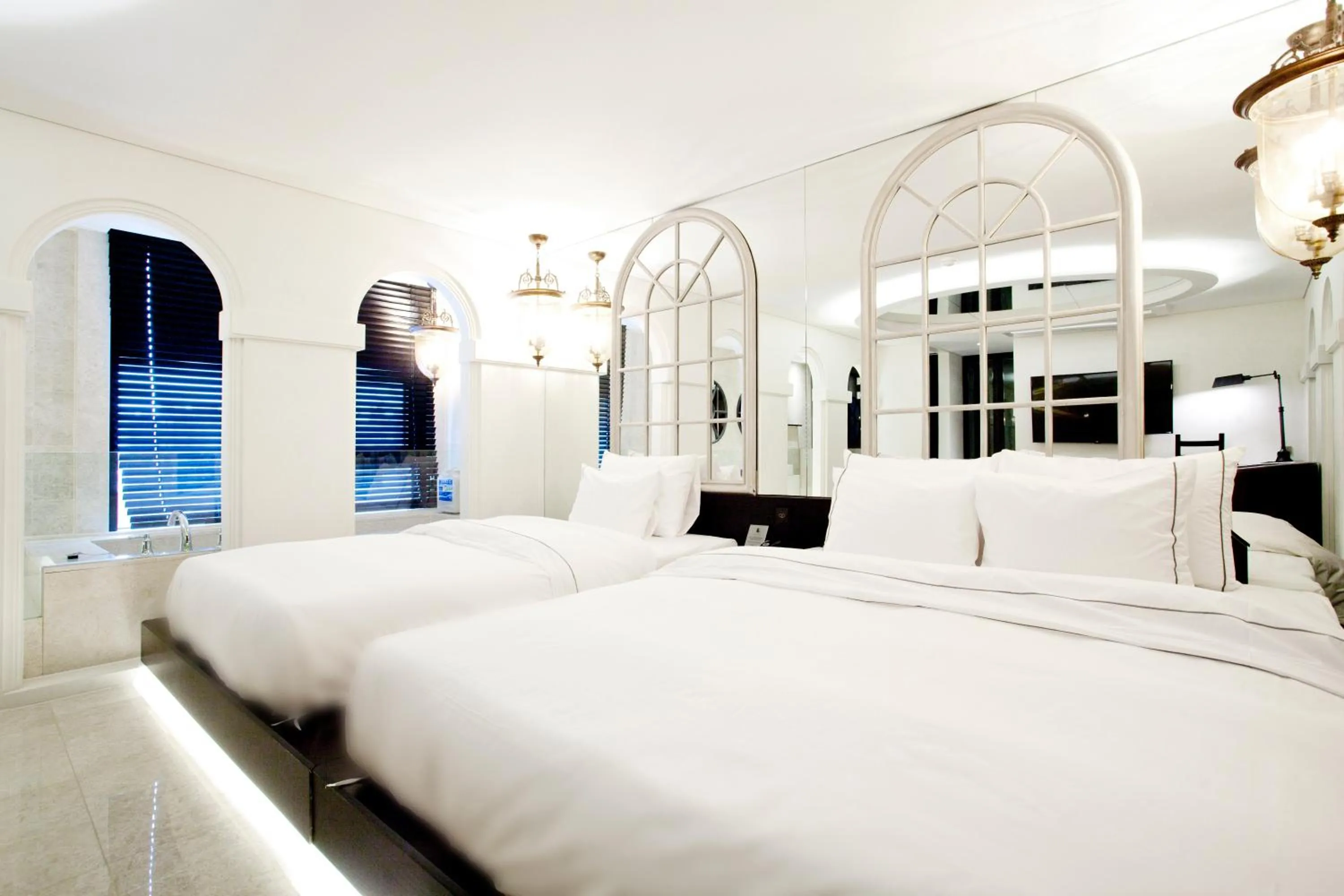 Decorative detail, Bed in Hotel Forestar