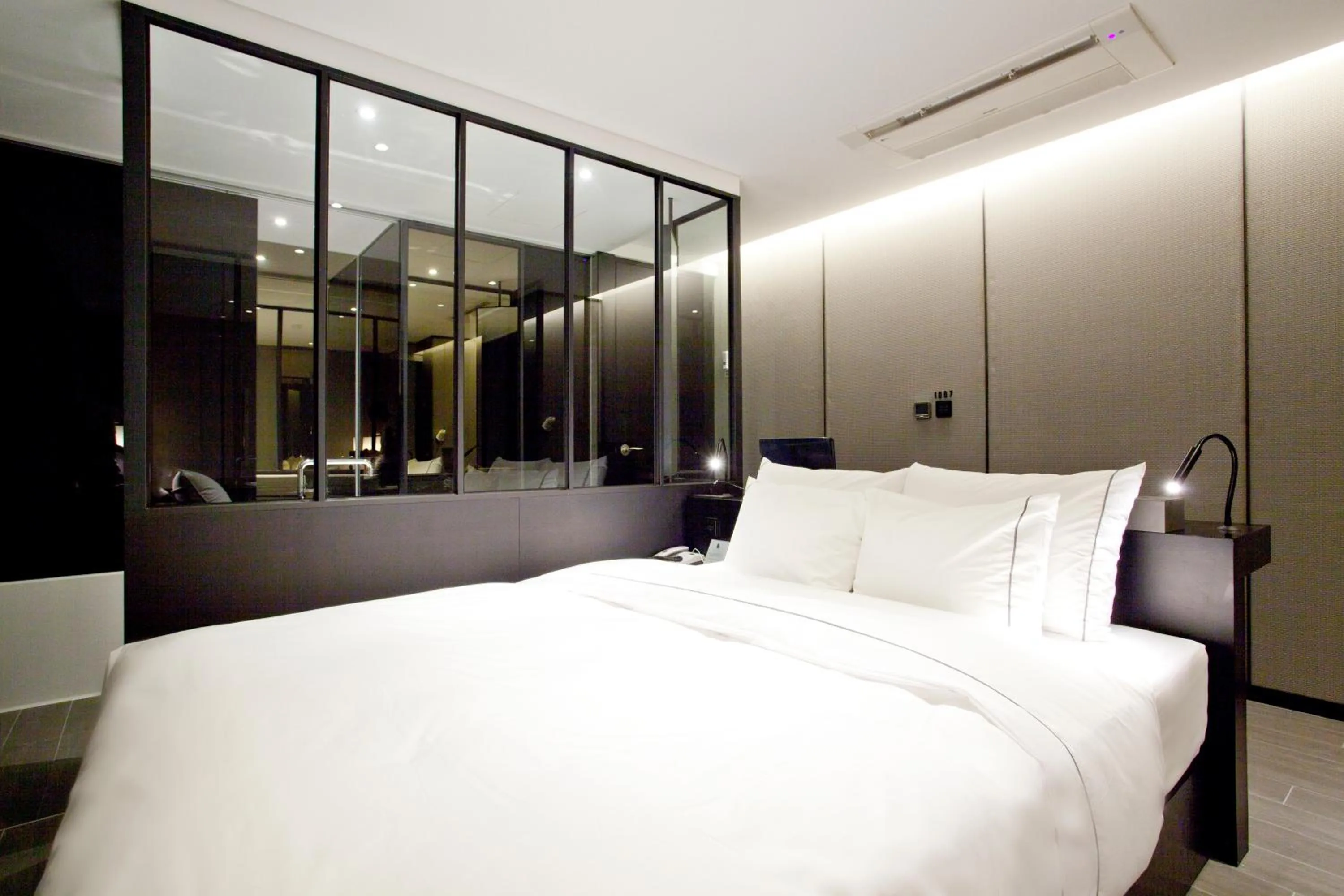 Decorative detail, Bed in Hotel Forestar