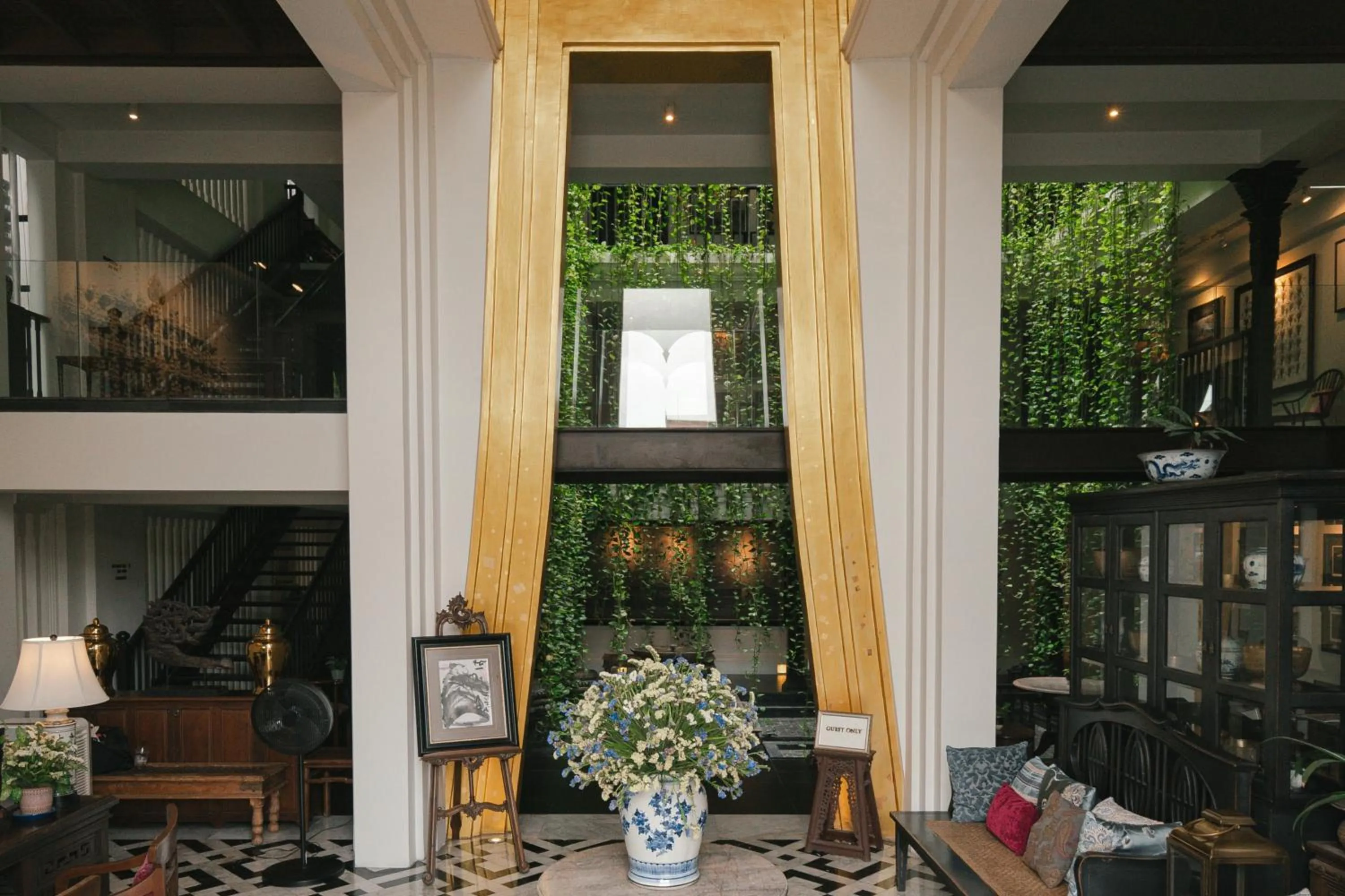 Property building in Makkachiva