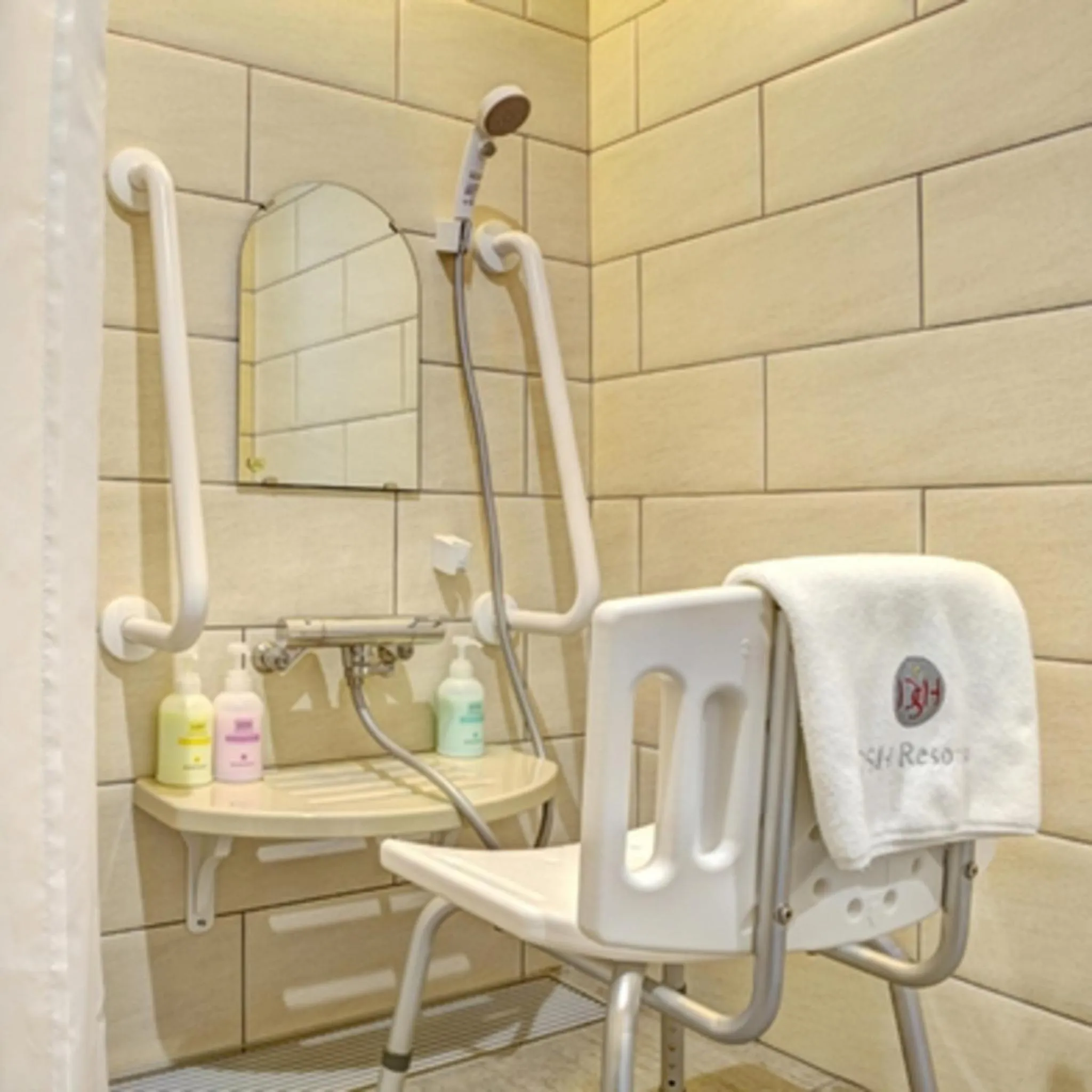 Beach Front Tower Mihama by DSH